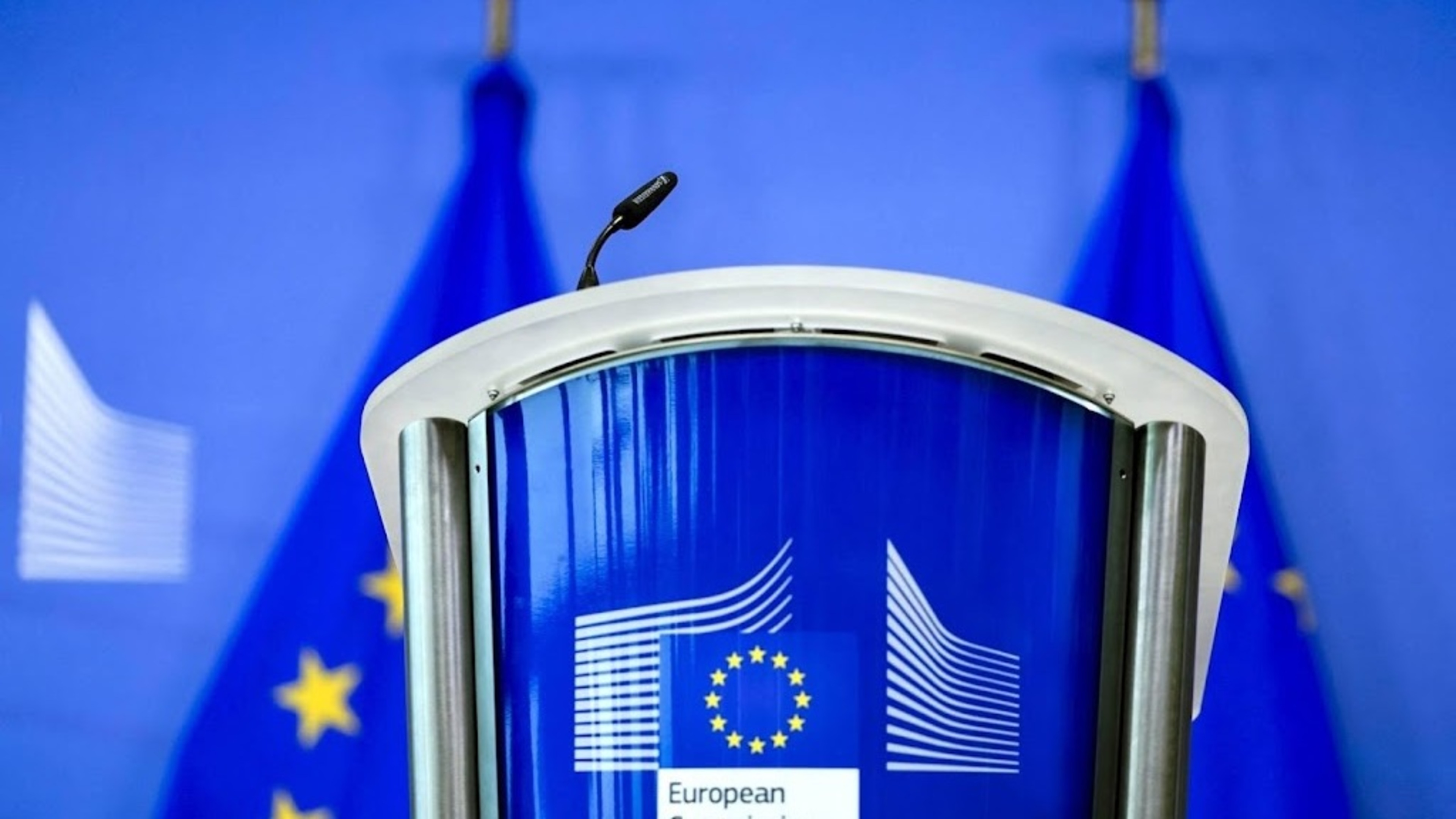 Brussels approves Dutch state aid package to reduce cow numbers