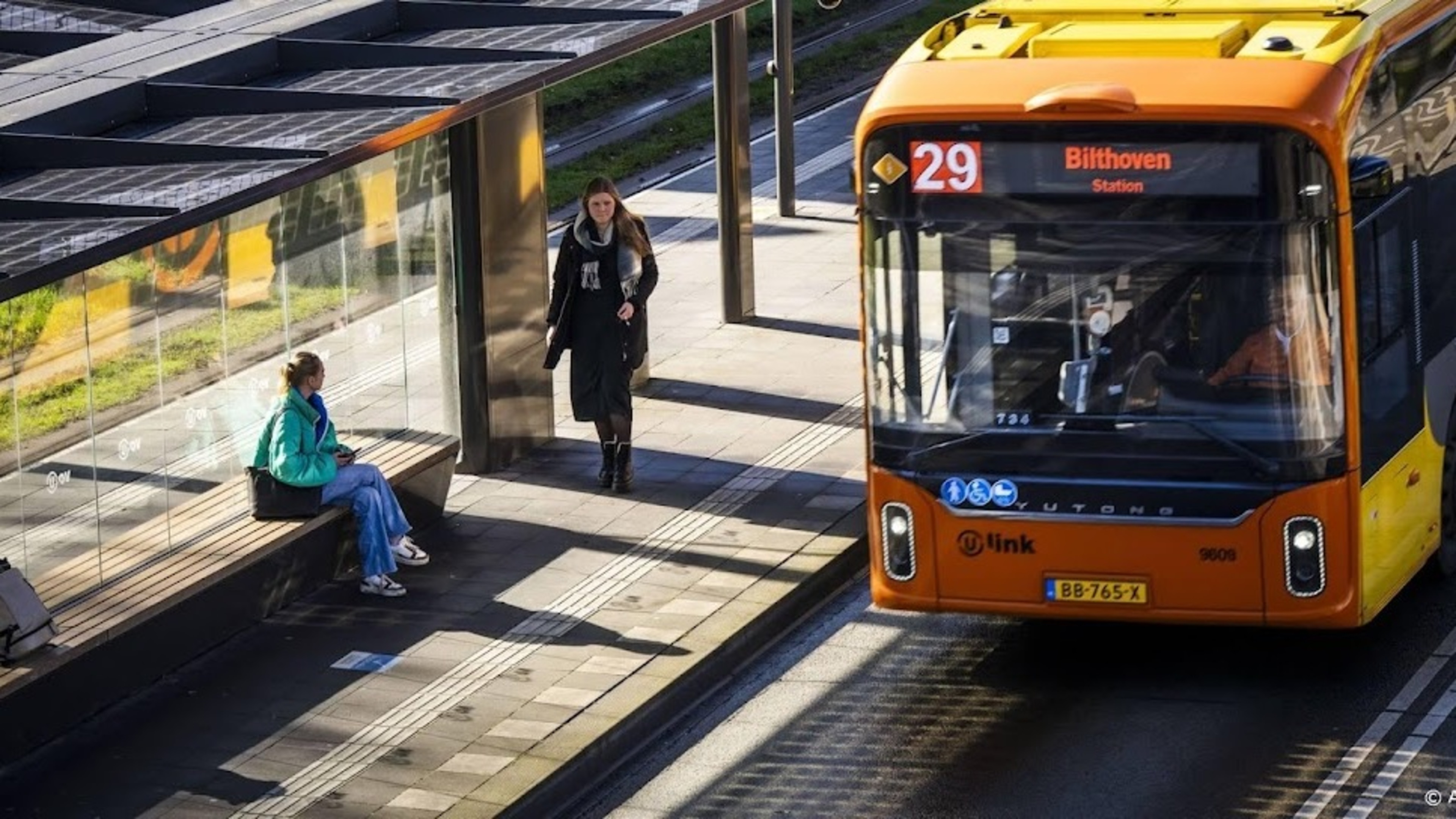 Utrecht province fines bus operators for public transport problems