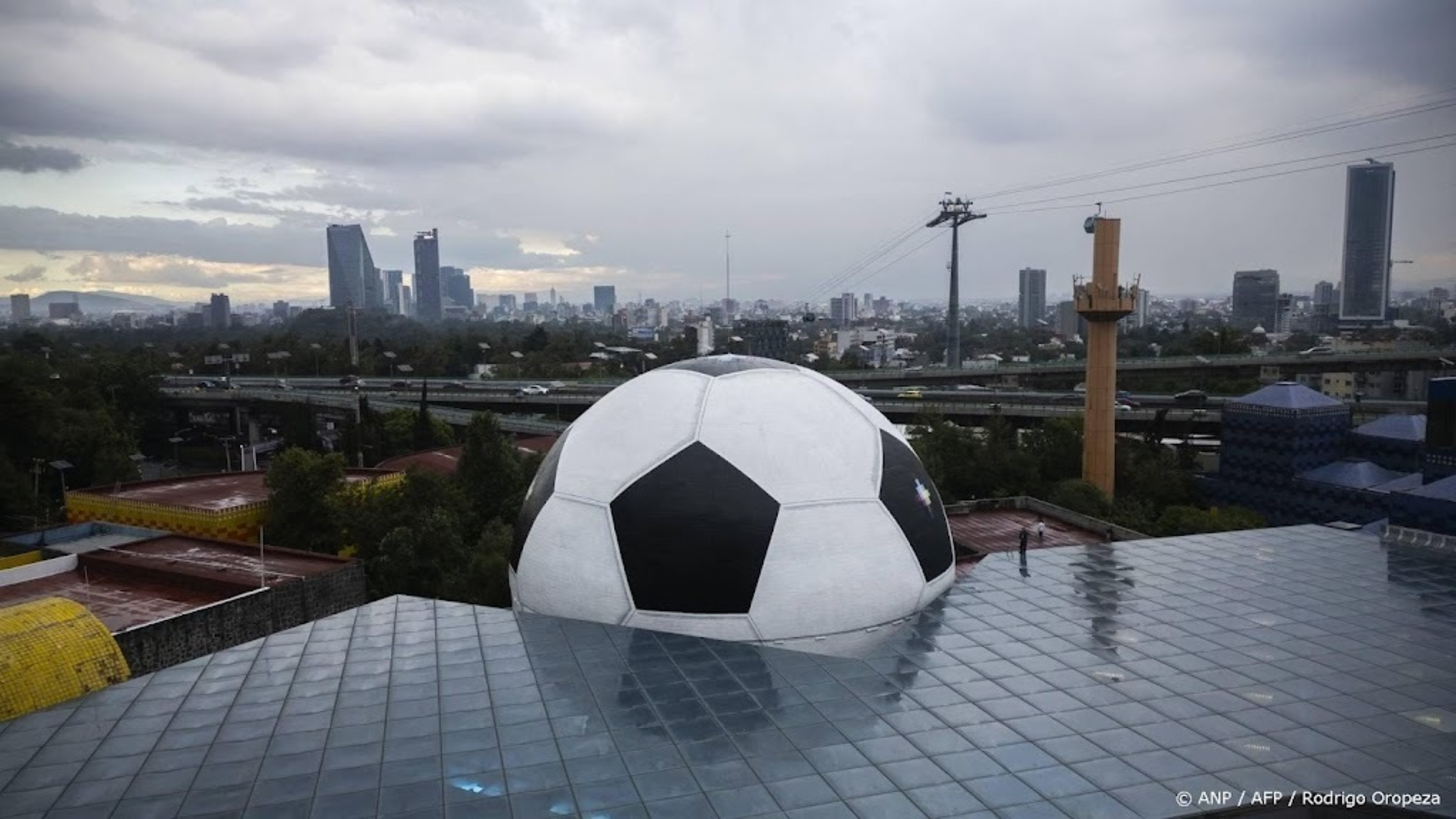 Regulator expects more gamblers and ads during World Cup