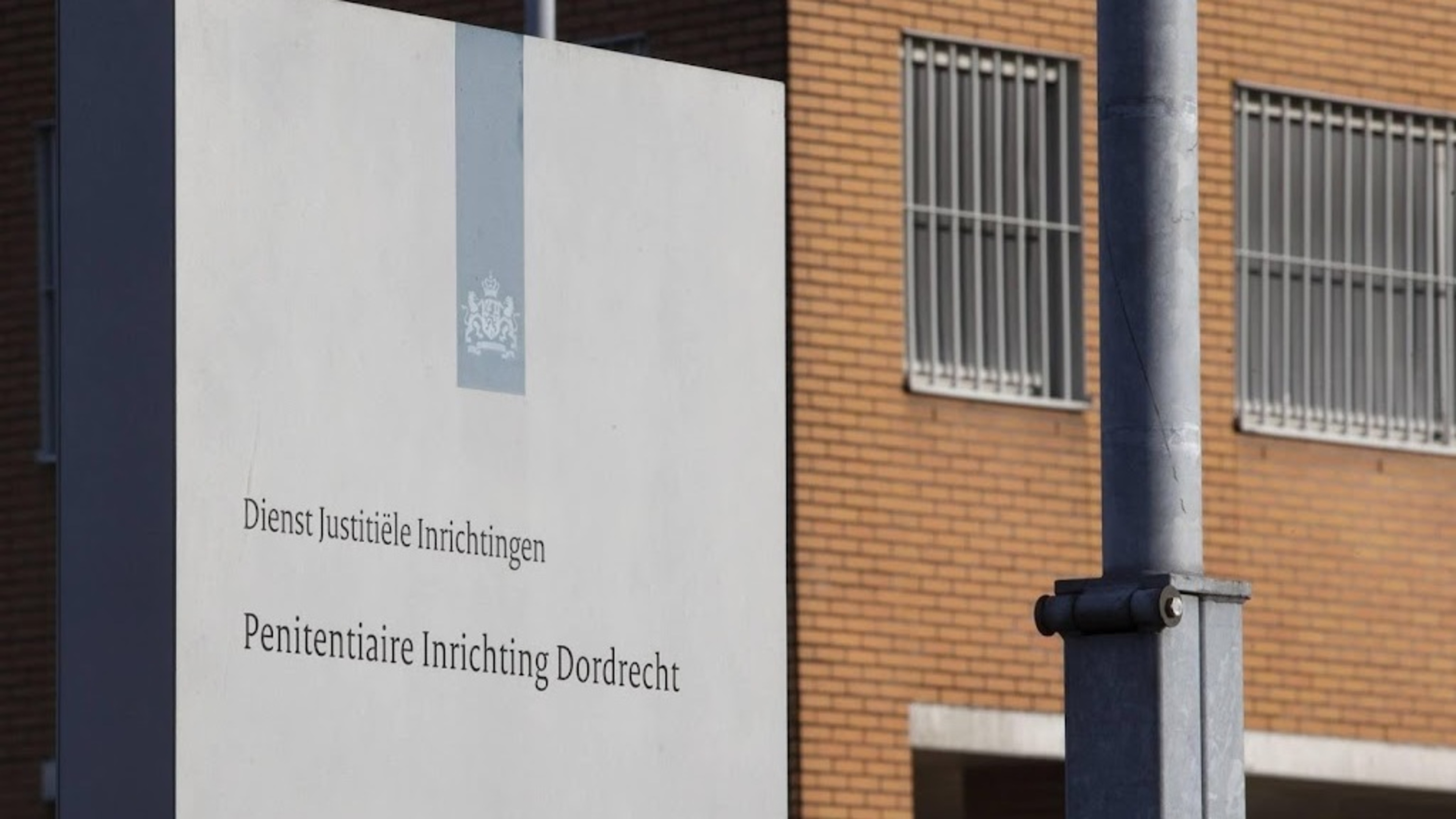 Inmate dies after fire in single cell at Dordrecht prison