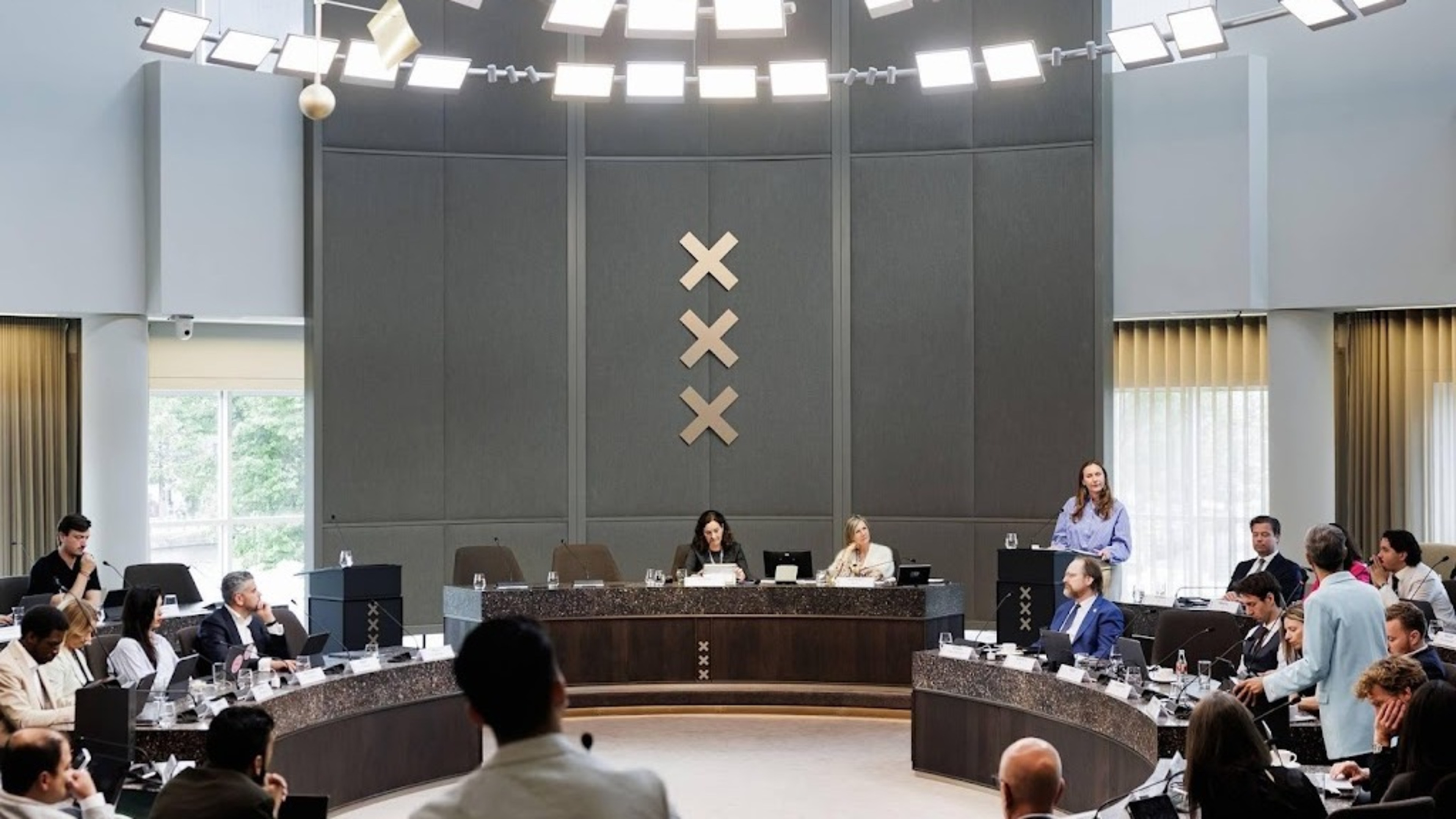 Majority of Amsterdam council votes for PRO and D66 coalition agreement