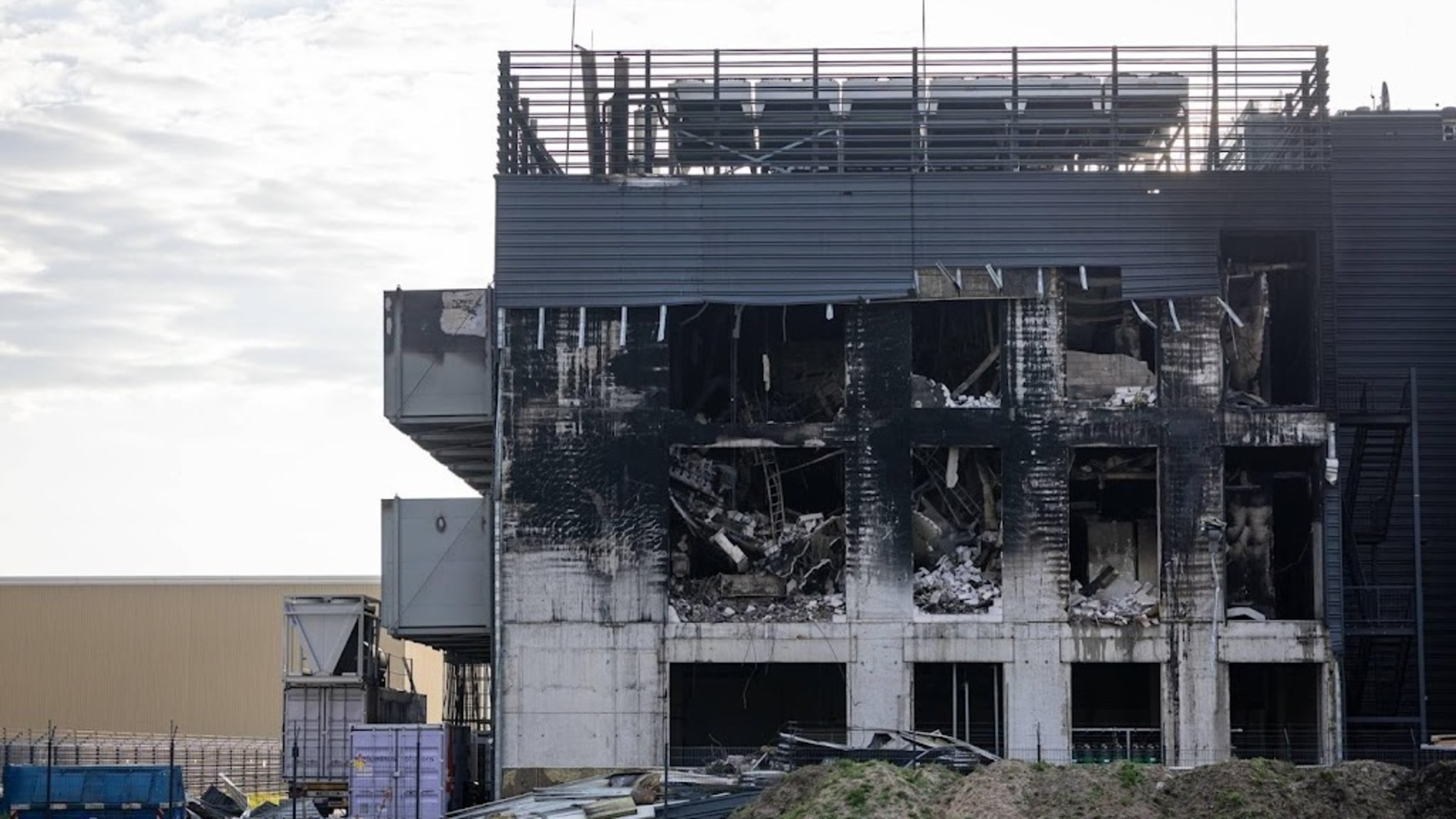 Power restored to Almere data center after Wednesday fire