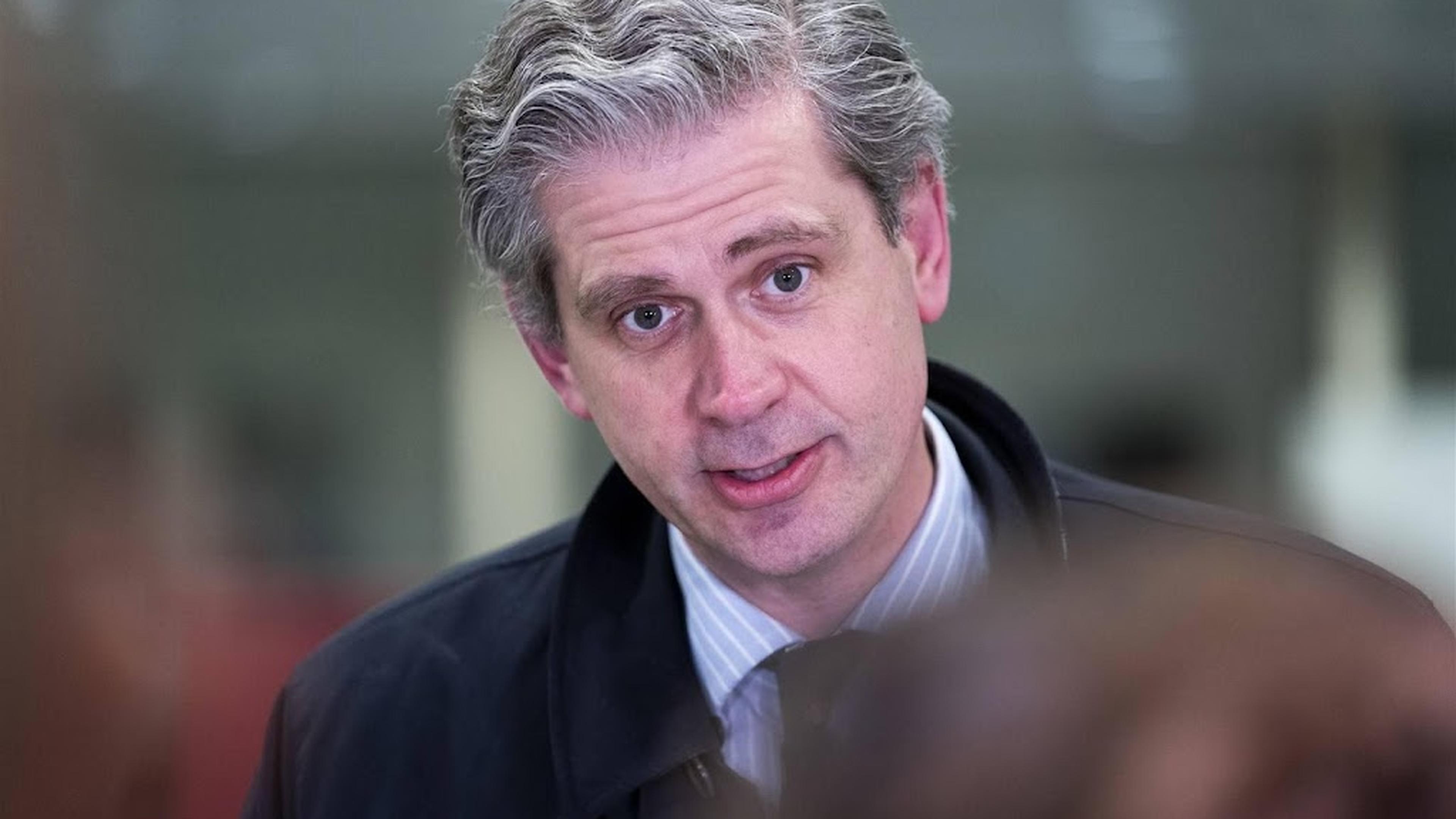 Zoektocht naar burgemeester Alphen uitgesteld om ’spanningen’