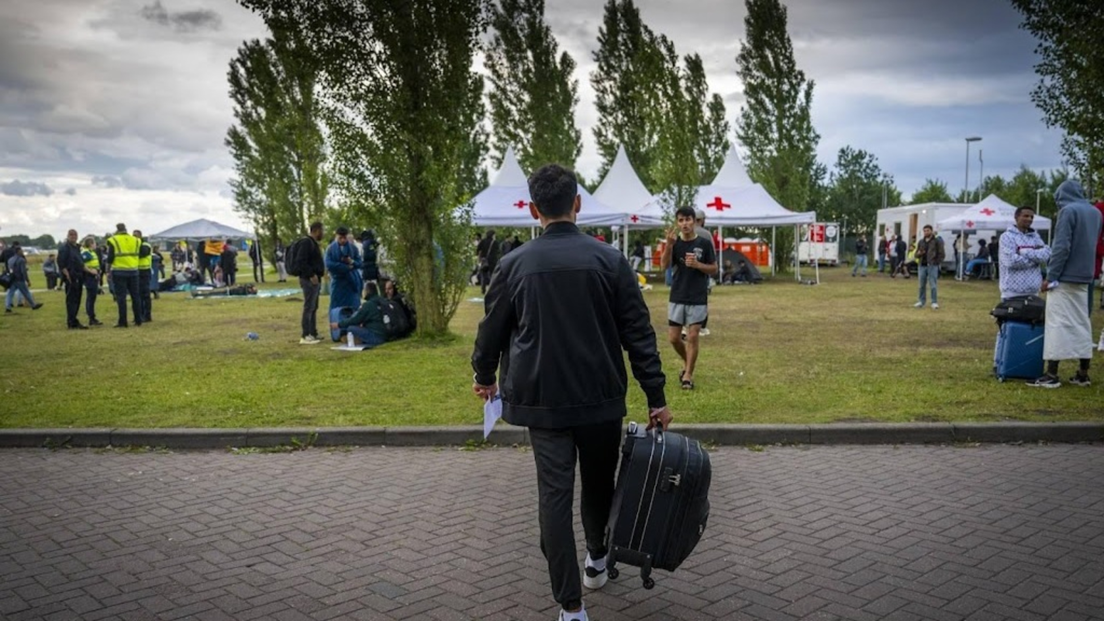 120 asylum seekers taken to night shelter outside Ter Apel