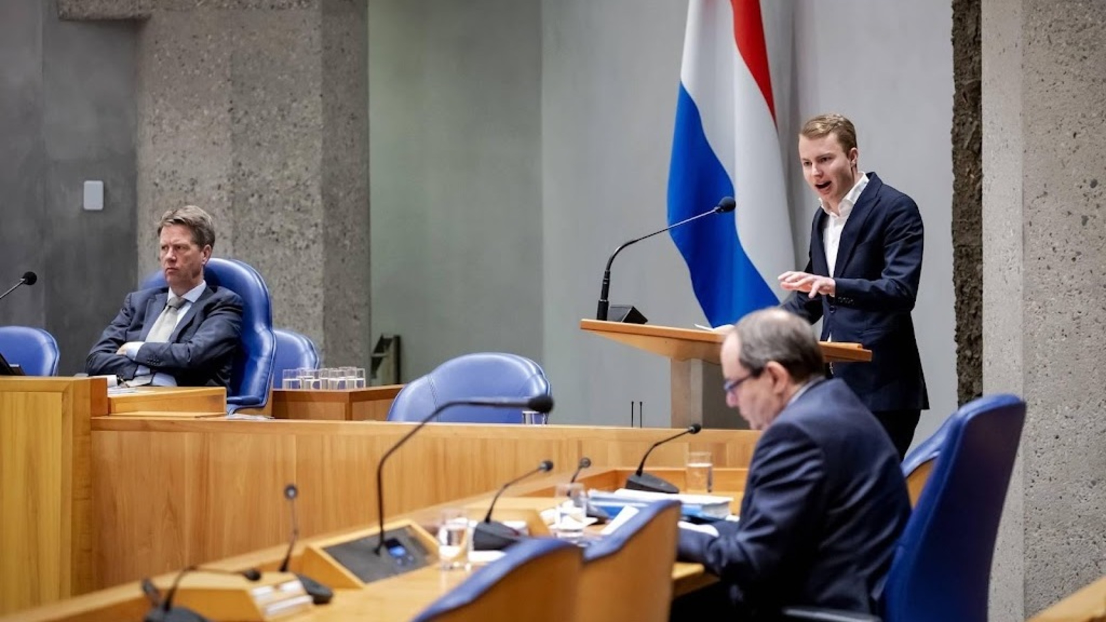Dutch Parliament wants target for reducing healthcare fraud