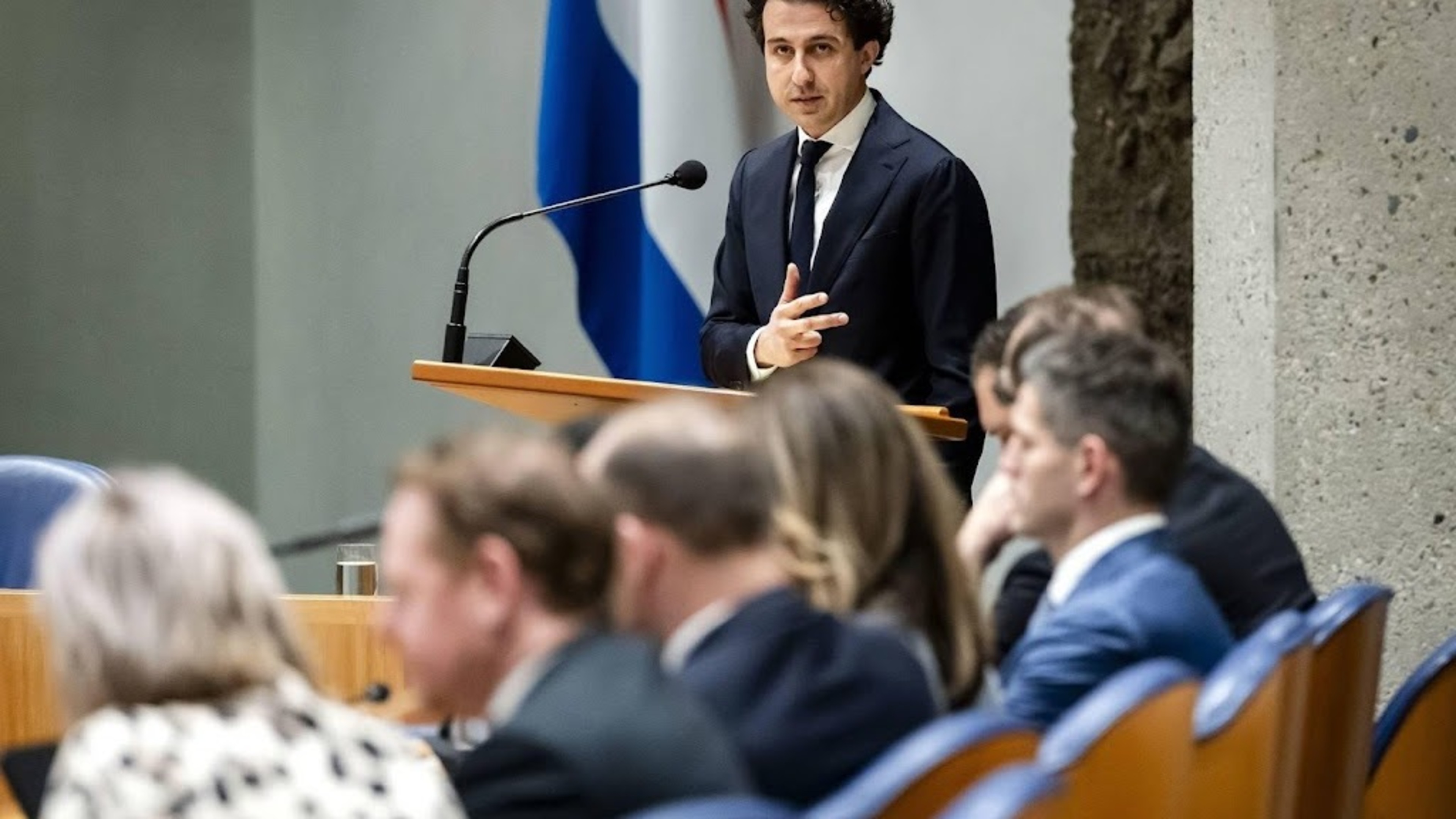 Klaver will not negotiate on accelerating retirement age