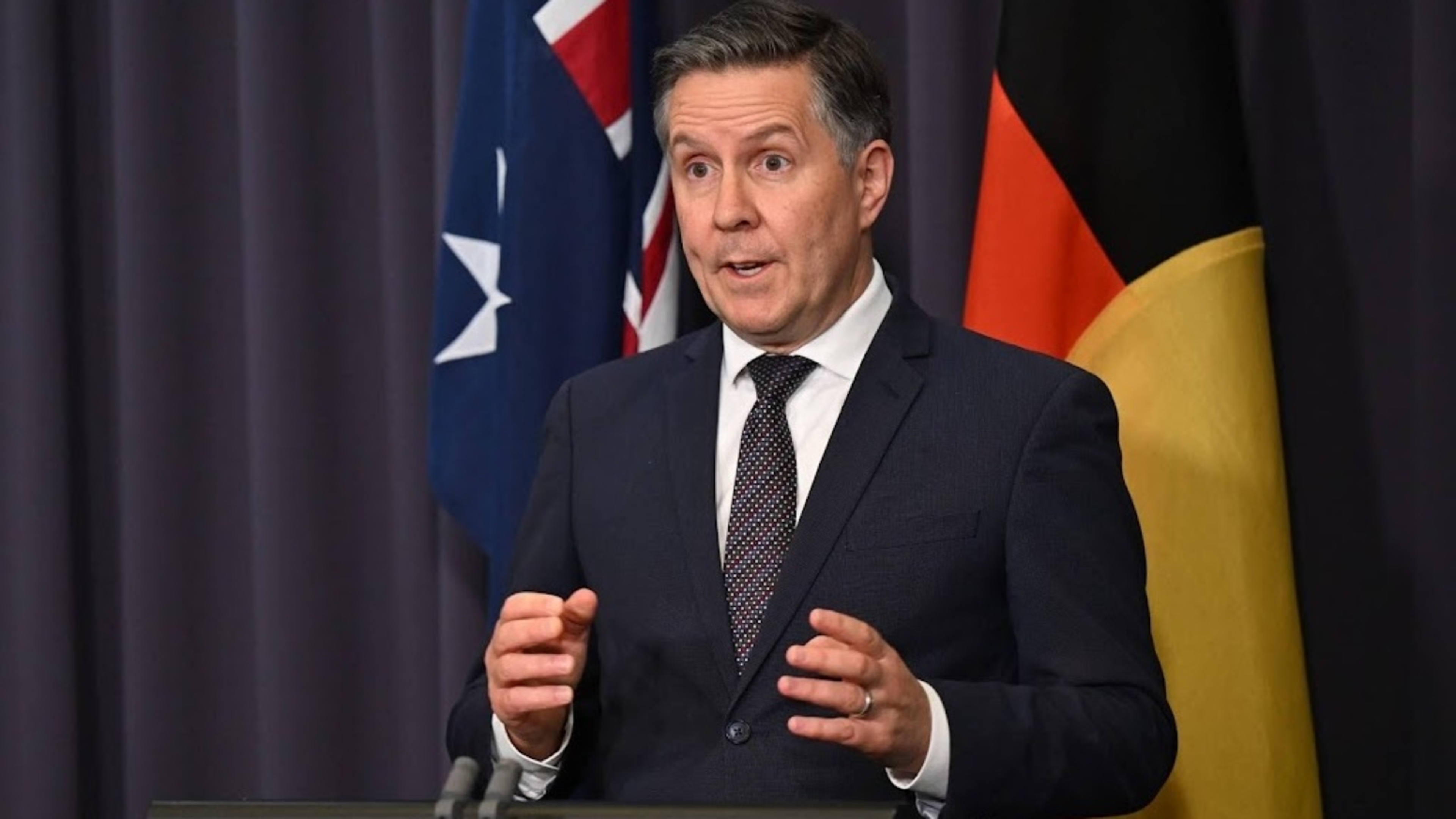 Australia calls repatriation of passengers from the Netherlands complex