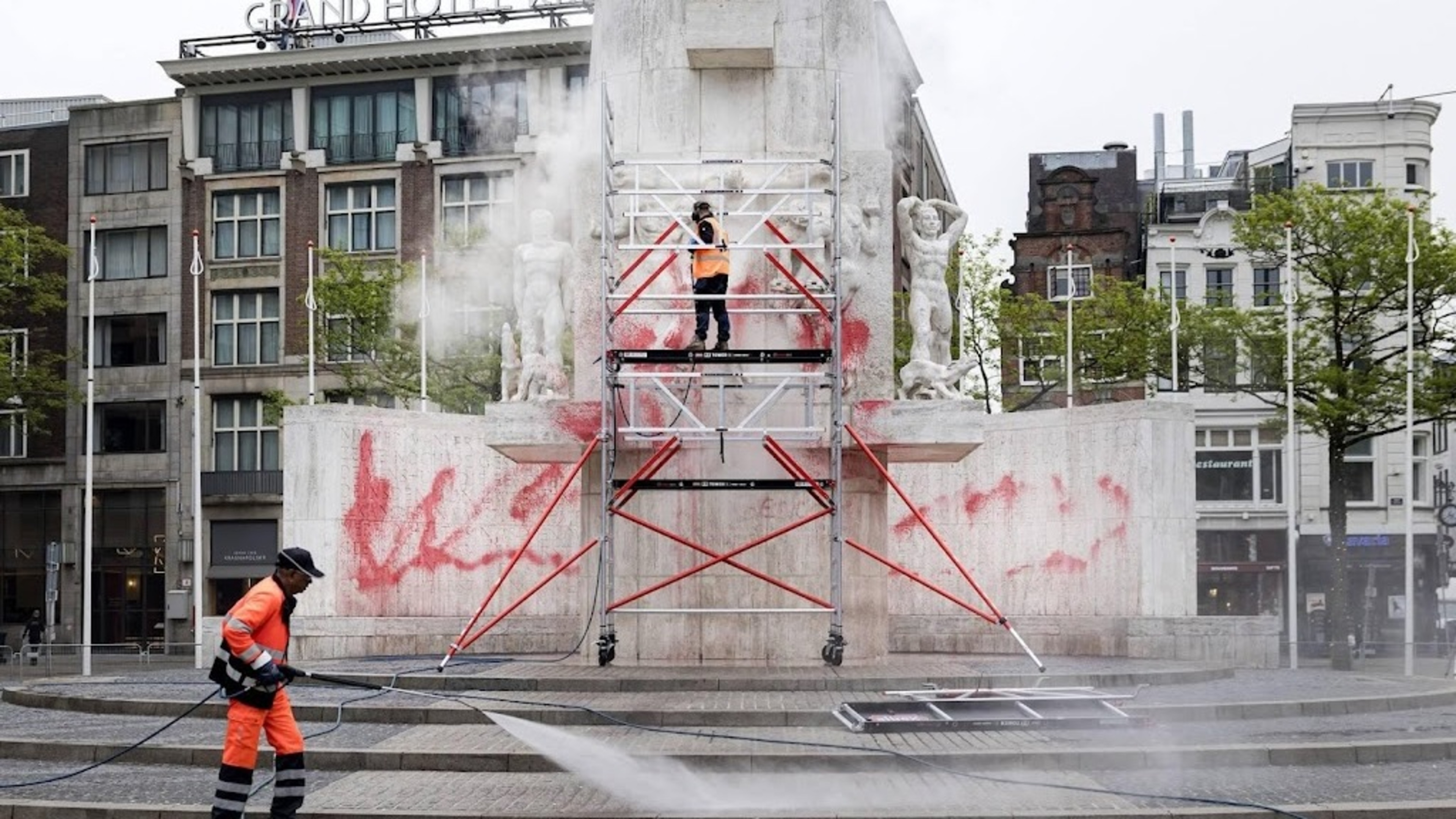 Man found guilty of defacing National Monument but receives no punishment