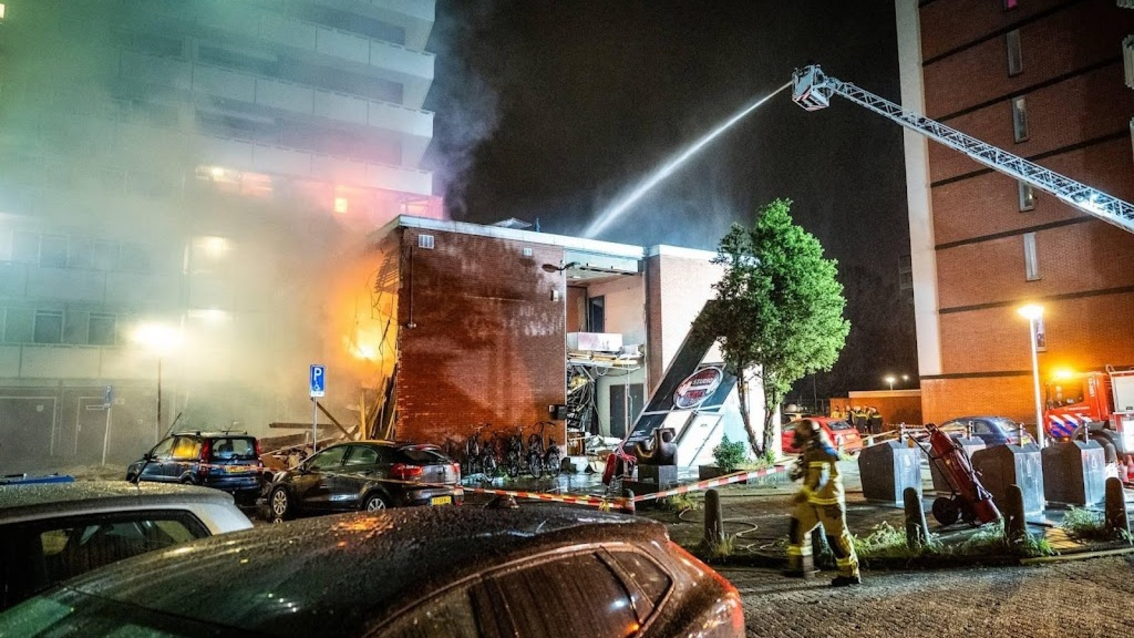 Seven injured in explosion and fire in Amsterdam Nieuw-West