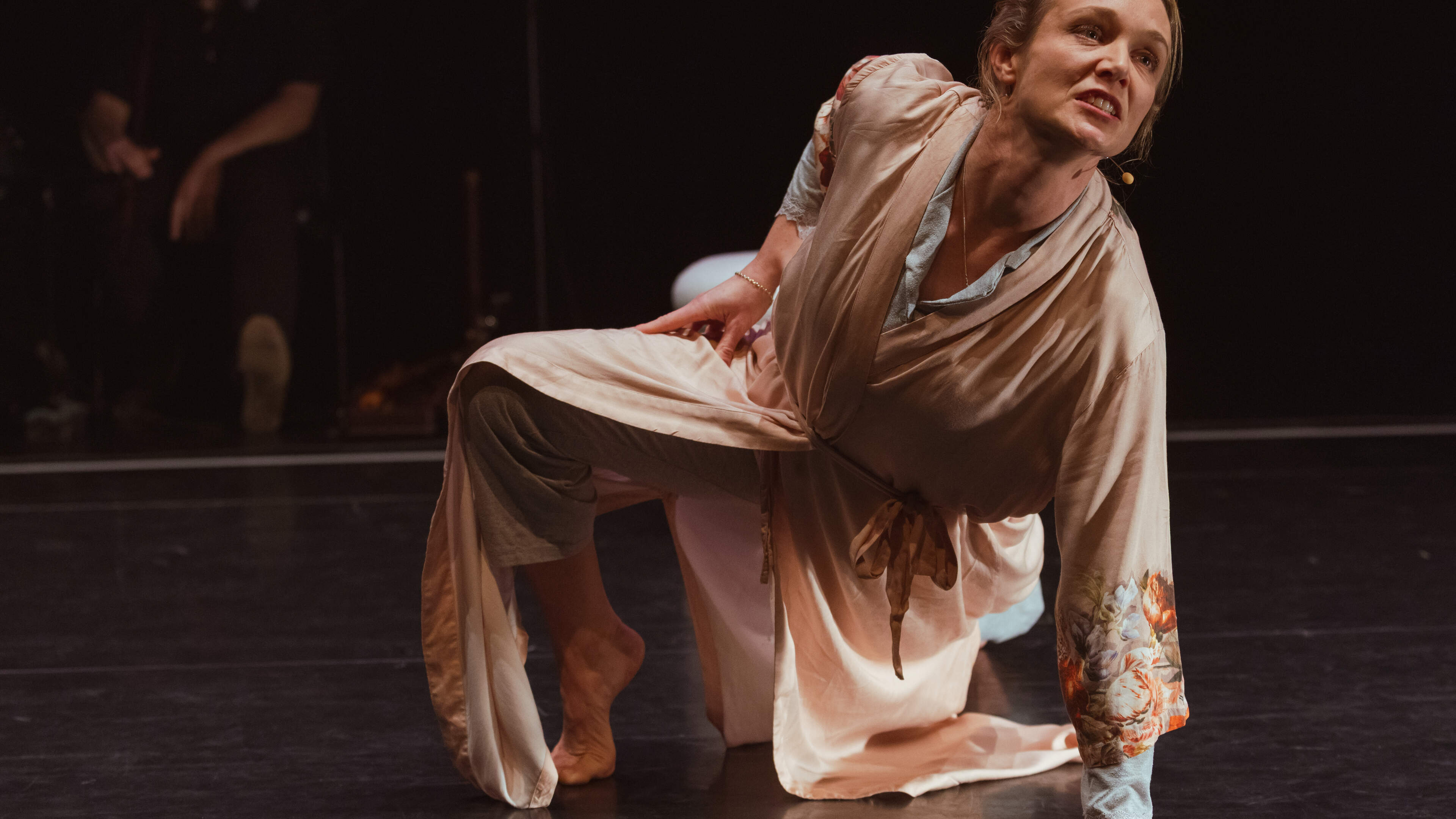 Theater as an in-between space in ‘The Netherlands in Therapy’