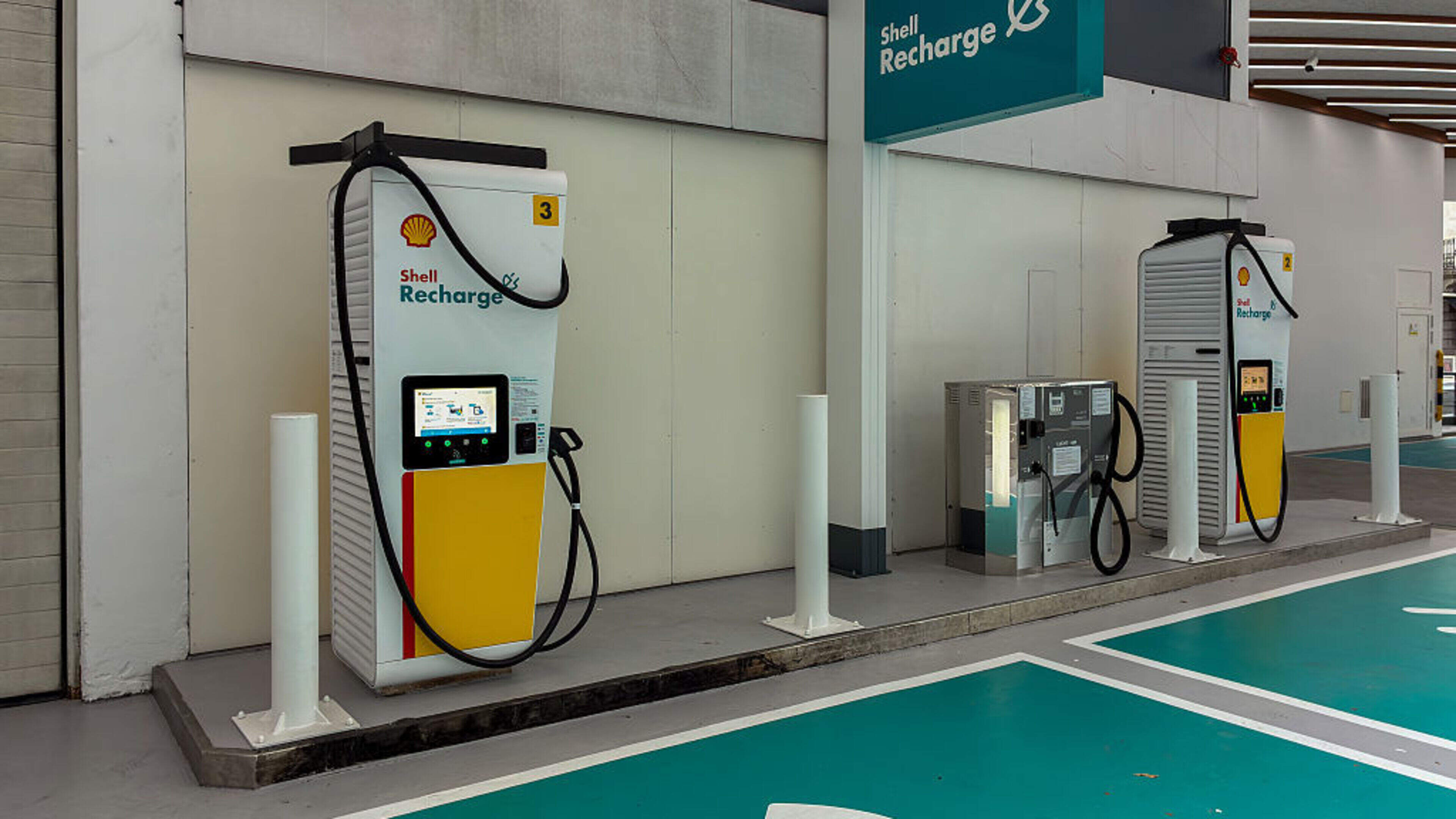 Charging card fails on way back from holiday: The EV nightmare