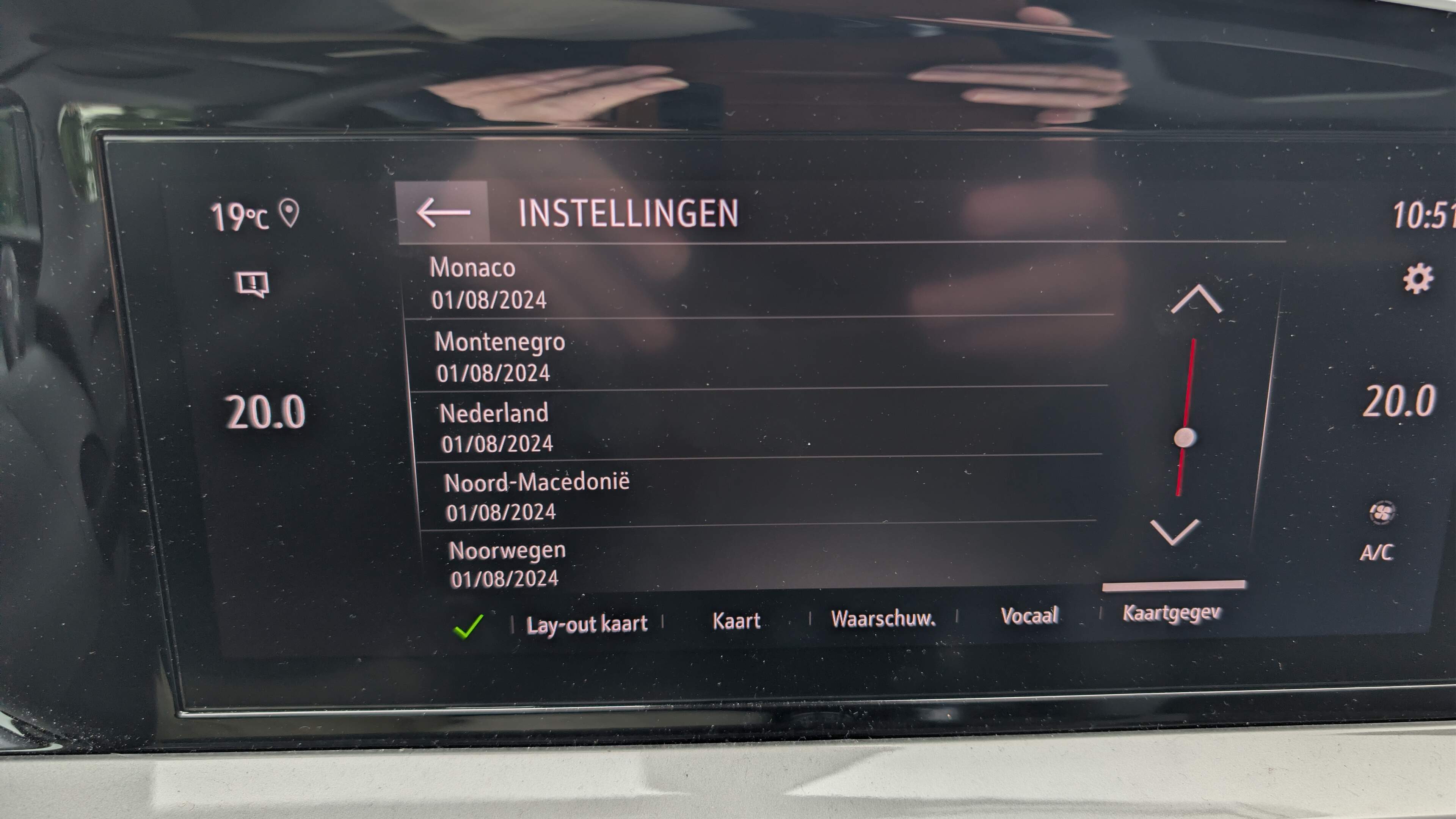 Ronald’s Opel navigation system has been lost for over a year and a half