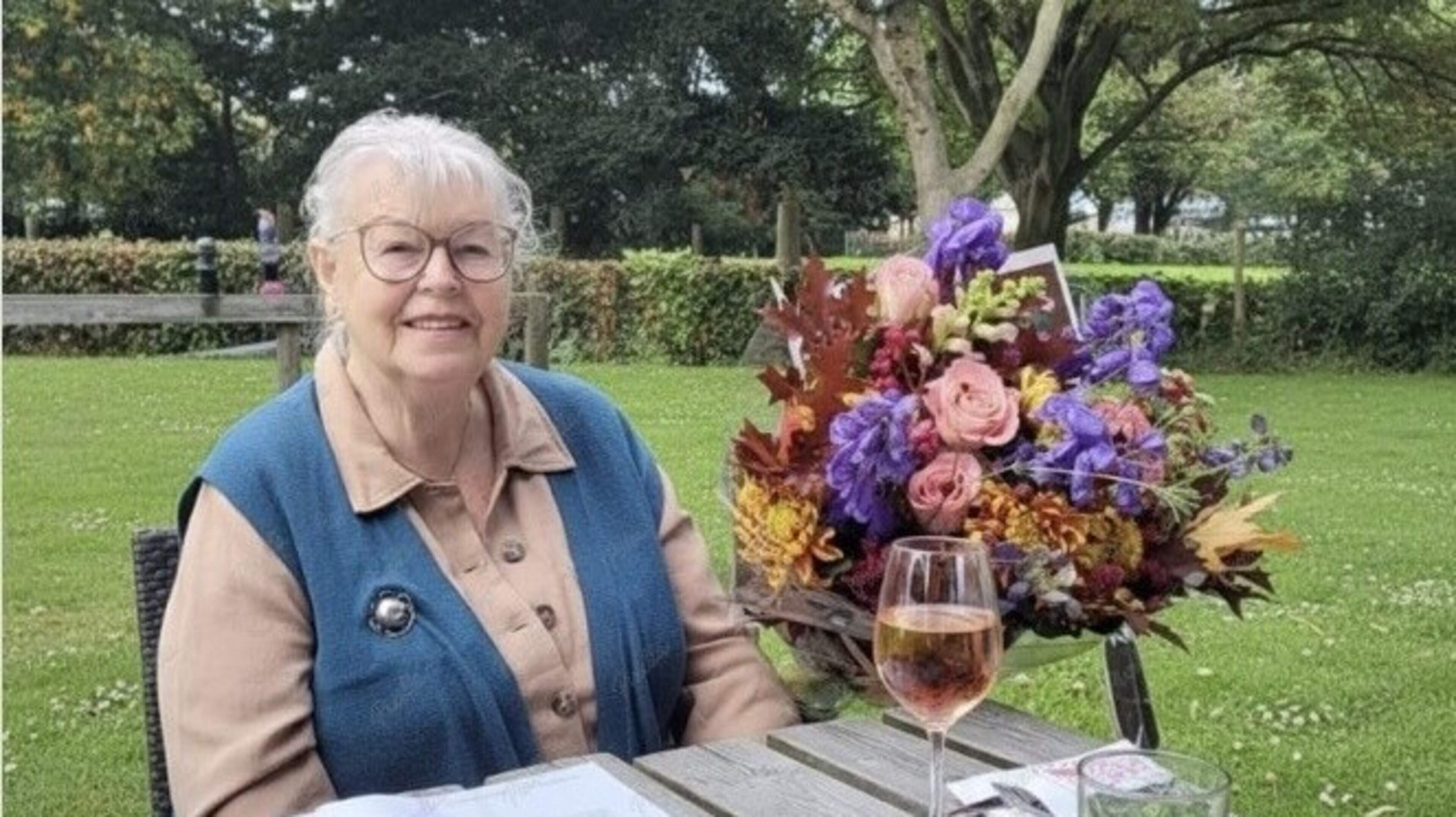 Deborah fed up with caterer: why did it take months for her mother to get her money back?