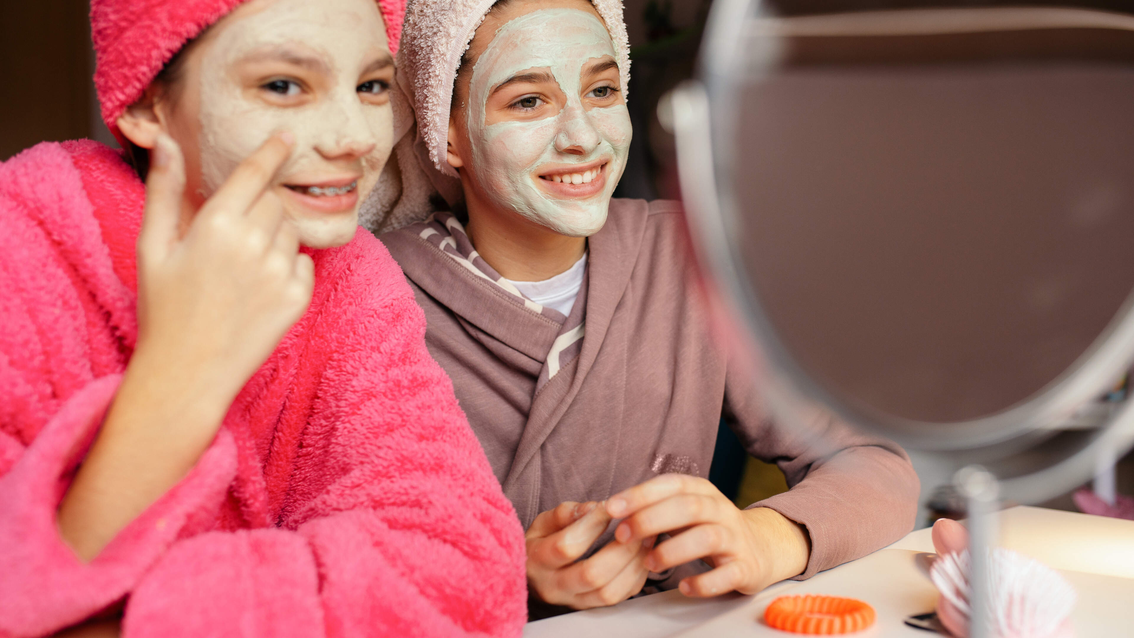 More teens suffer skin issues due to excessive and improper skincare use
