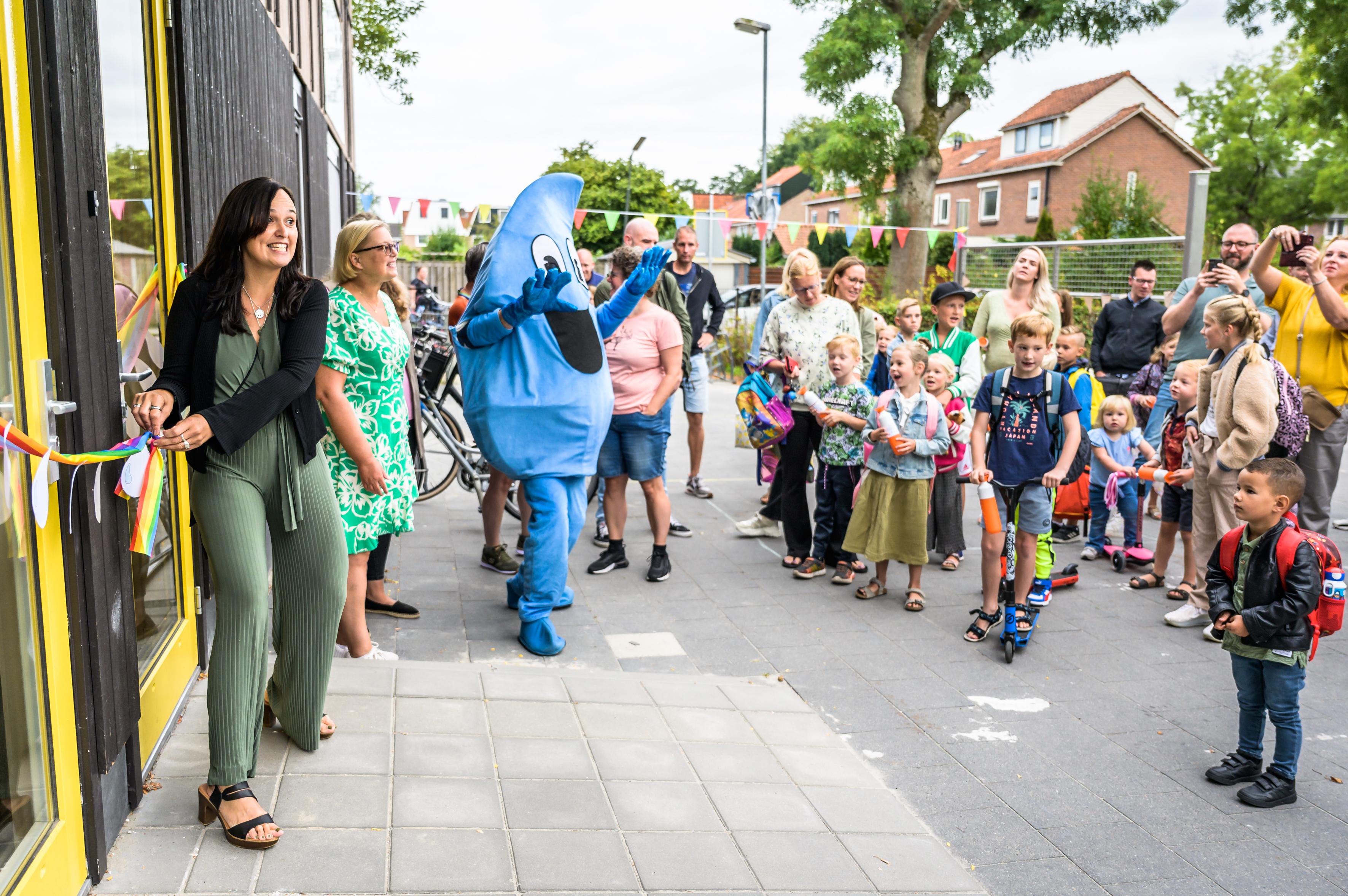 Basisschool De Wilgenhoek in Zuidoostbeemster eindelijk open: ’Fouten maken móet hier’