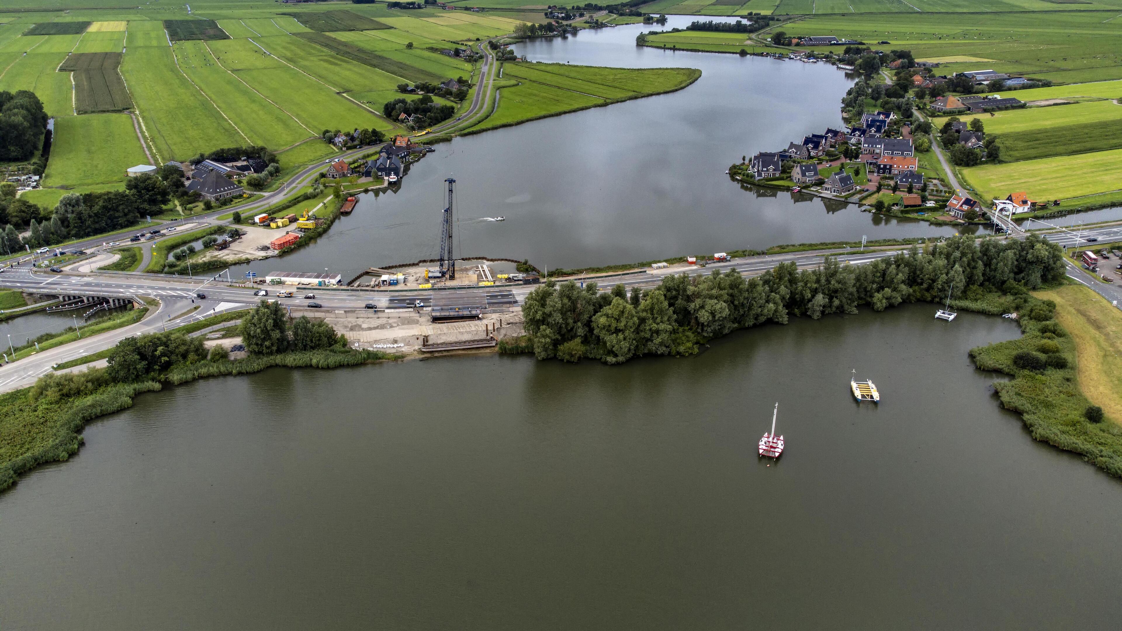 Droge voeten door nieuw gemaal Katwoude [luchtfoto]