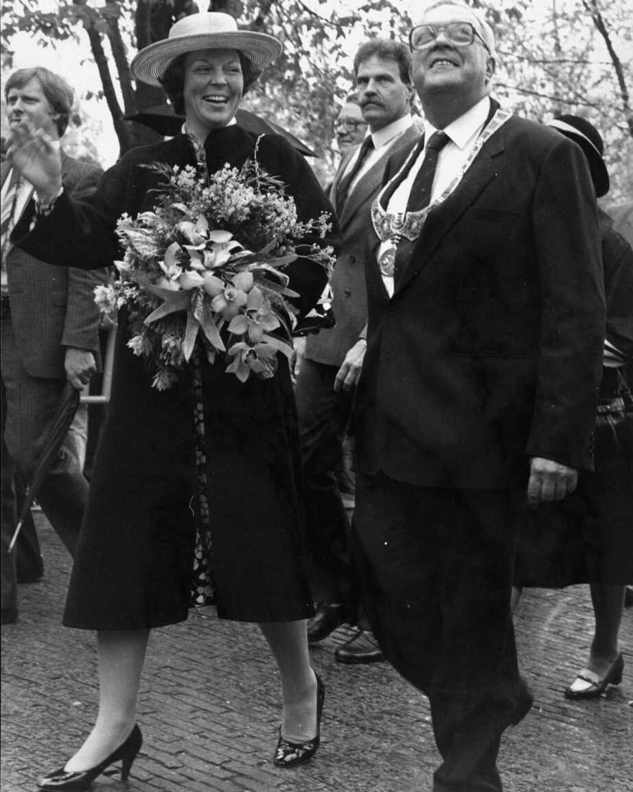 En weer komt prinses Beatrix naar De Zaansche Molen, dit keer voor het ...