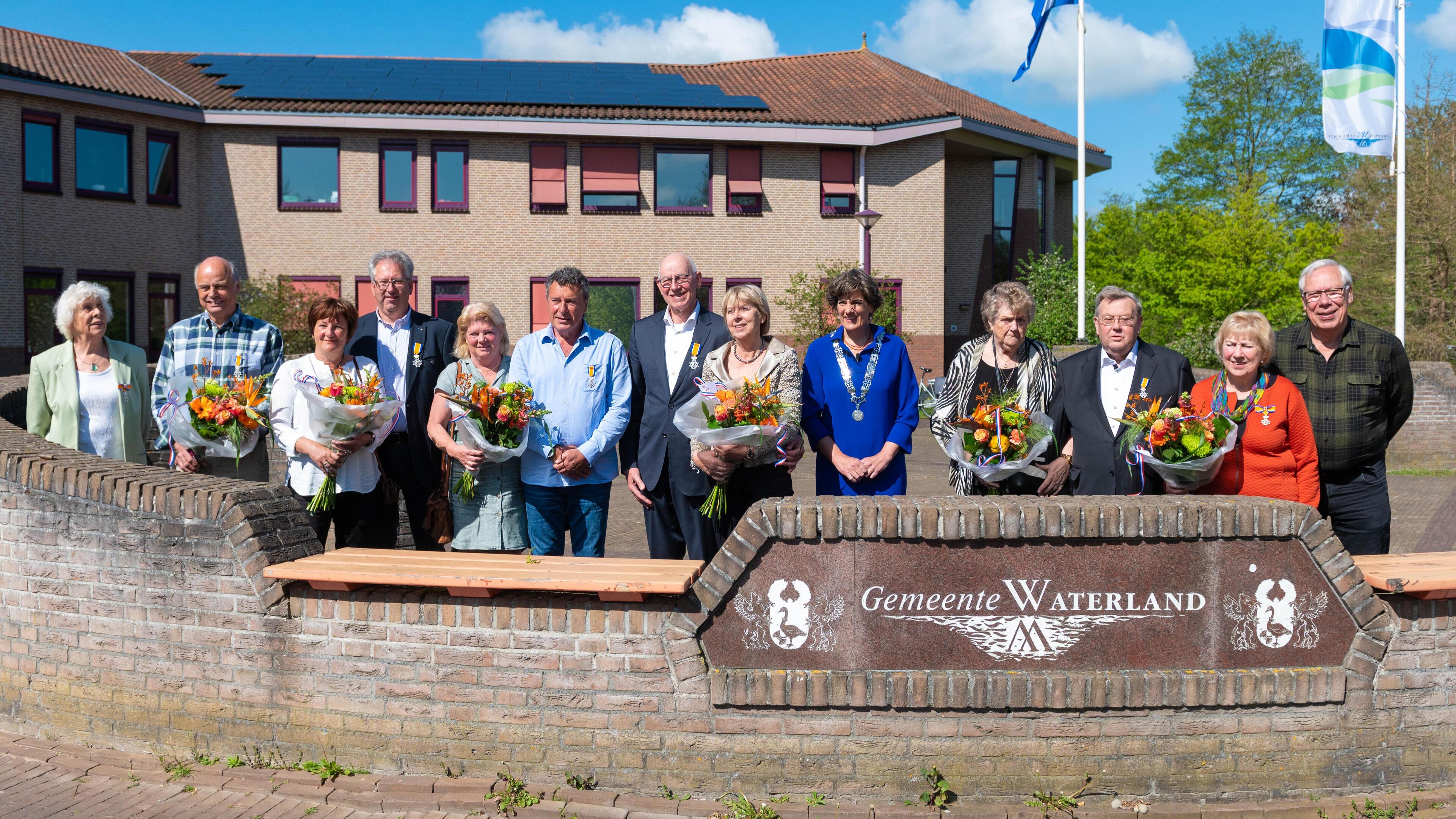 Lintjesregen in Waterland: Kaasmaker Henri Willig (70) benoemd tot Ridder en heeft een (boeren)hart 