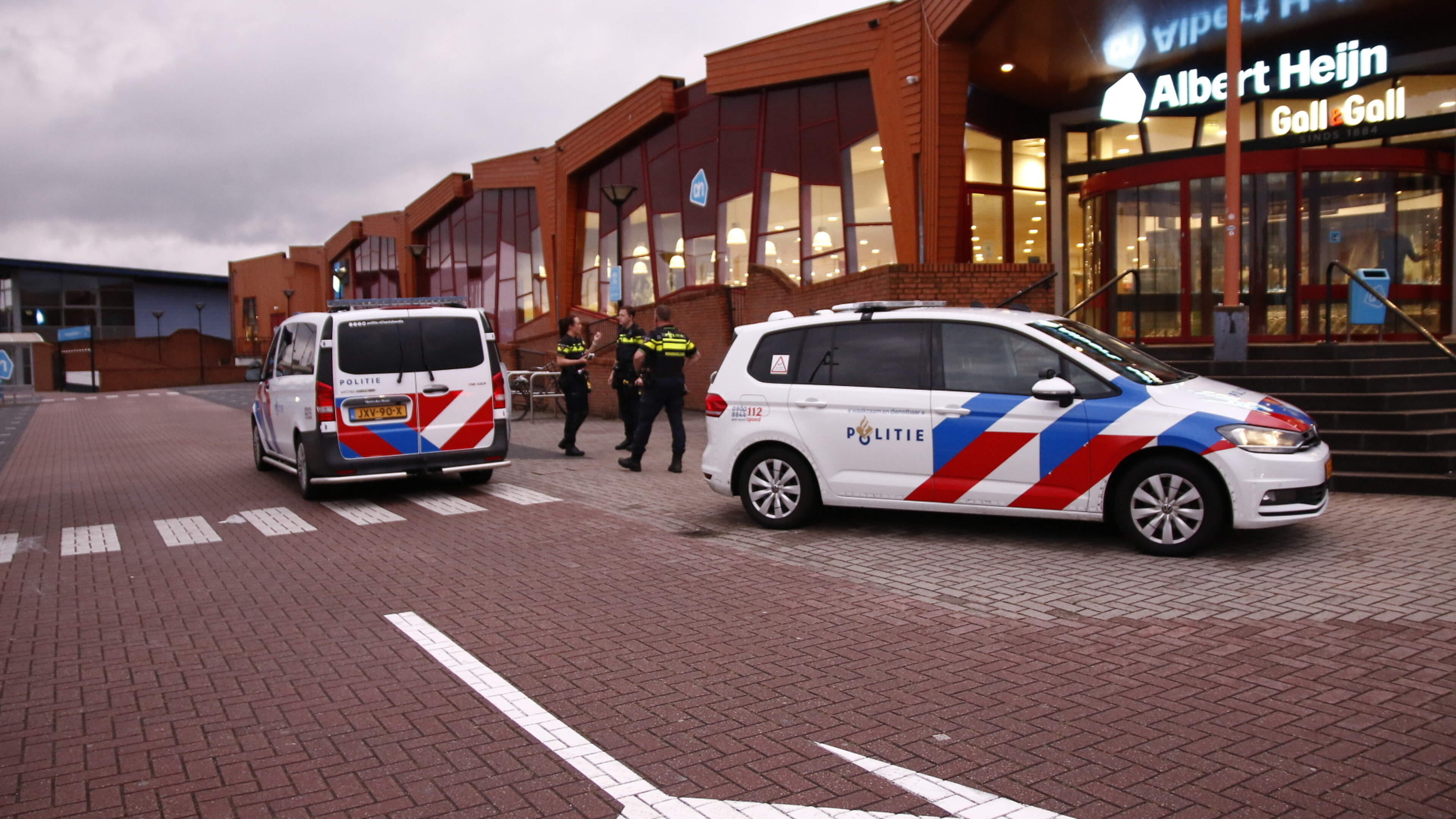 Shoplifter caught in the act and arrested in Heemskerk