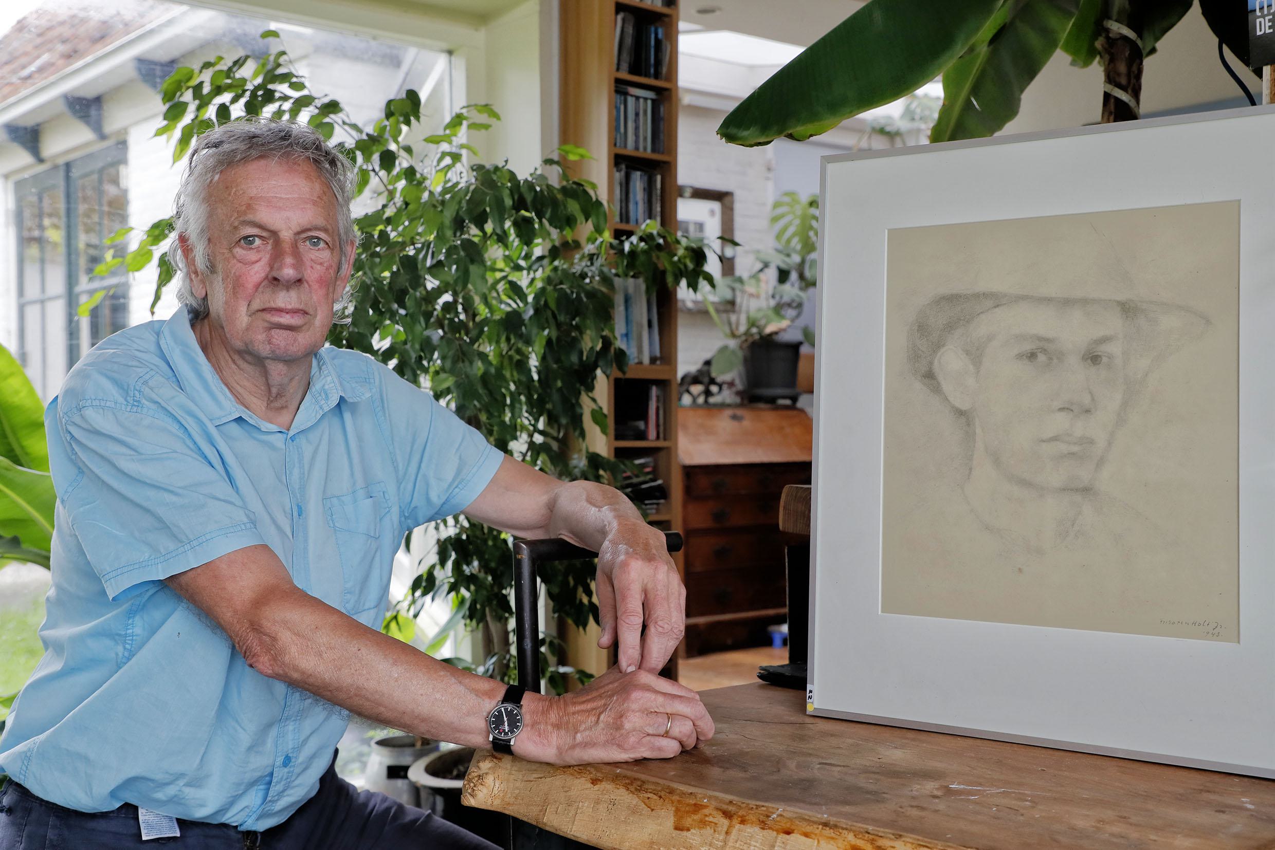 ’Mijn vader praatte met me zonder woorden.’ Voorstudies kunstenaar Friso ten Holt Sr. te zien in ker