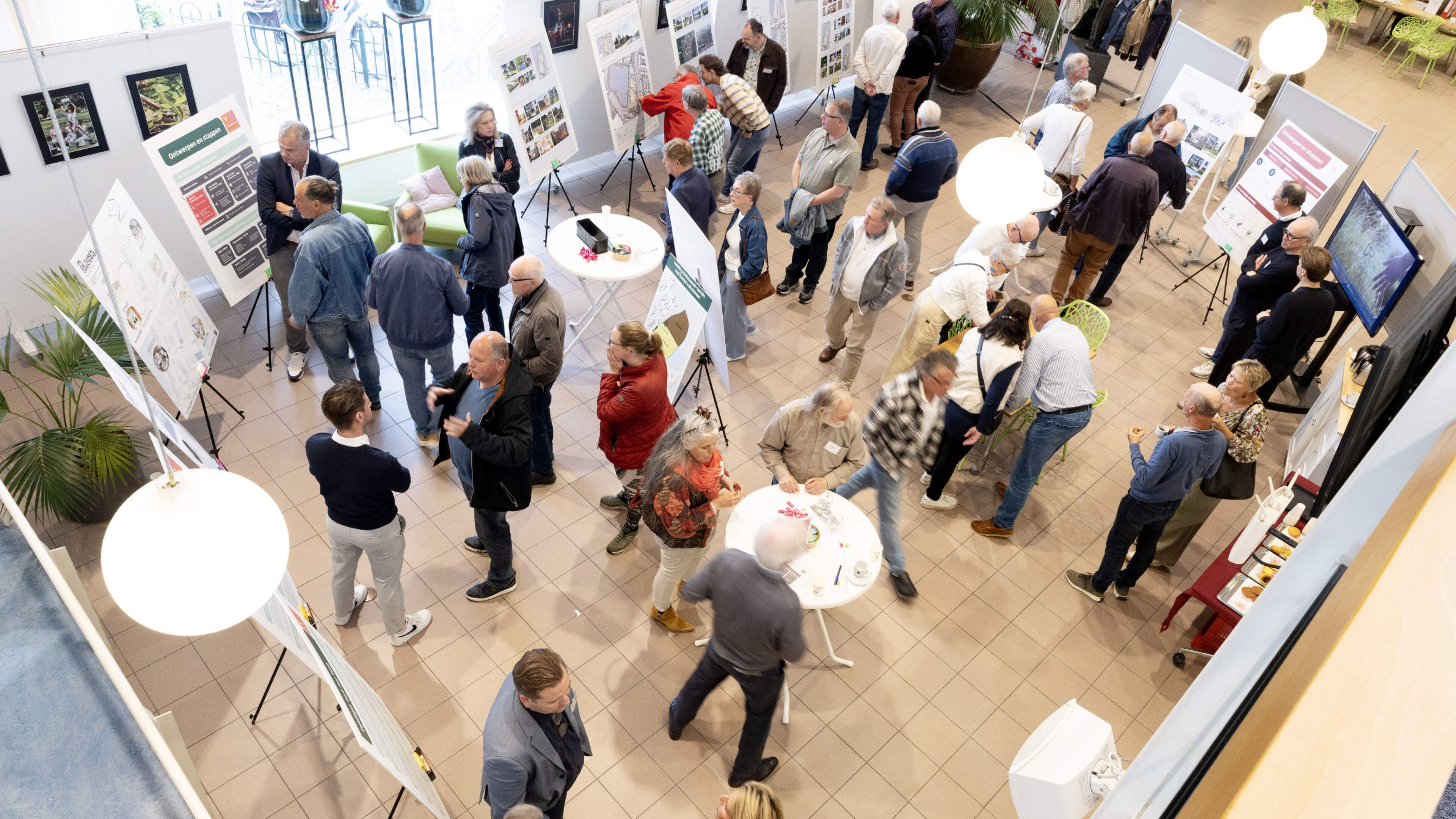 New housing plans for De Kuil and the Huttenweek site presented. 'I want to continue living in Uitgeest'