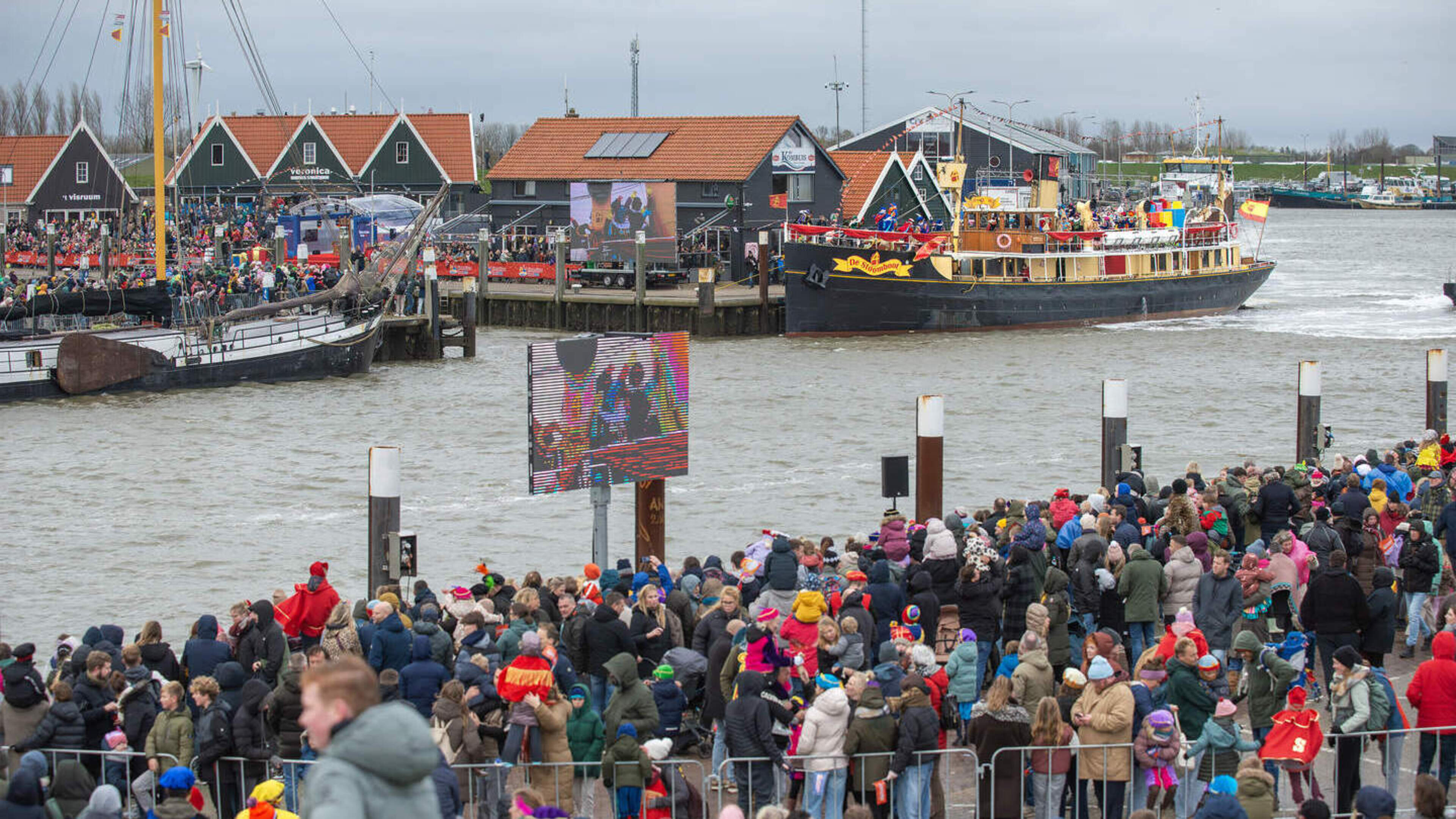 Jorrit (33), the man behind Sintweetjes, reveals location of national arrival 22 hours before announcement