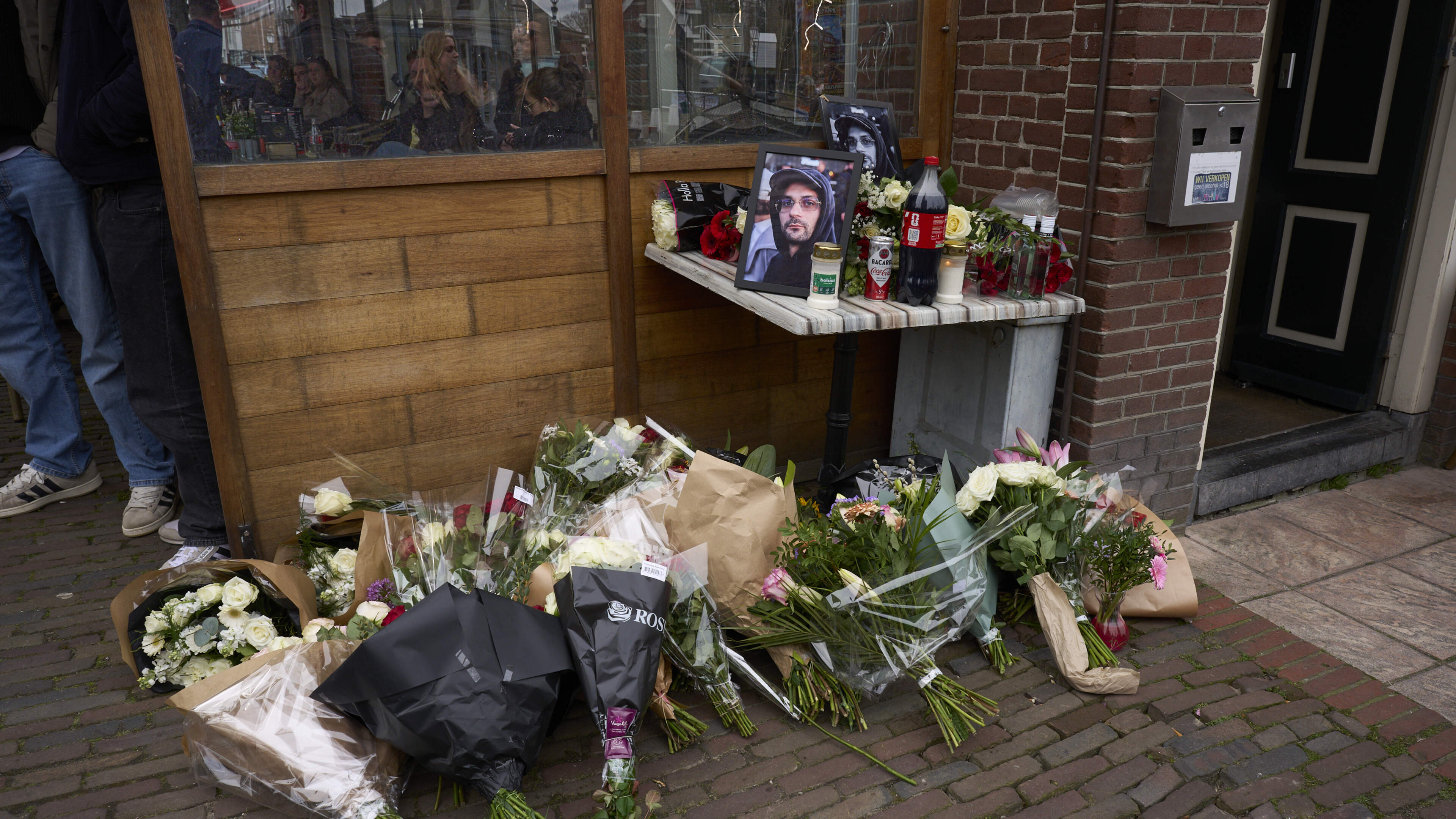 Dario komt om bij vechtpartij in Hoorn: naam en foto verdachte massaal online gedeeld, maar is dit strafbaar?