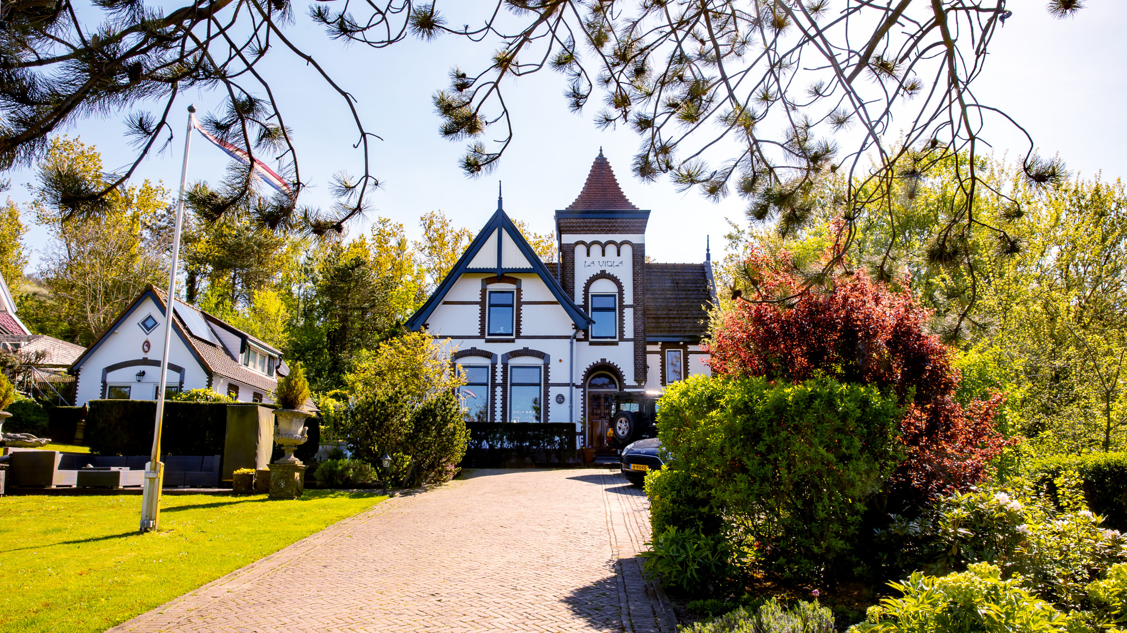 Met pijn in hun hart verkopen Evert en Marriët hun sprookjeshuis in Wijk aan Zee. Villa La Viola is 