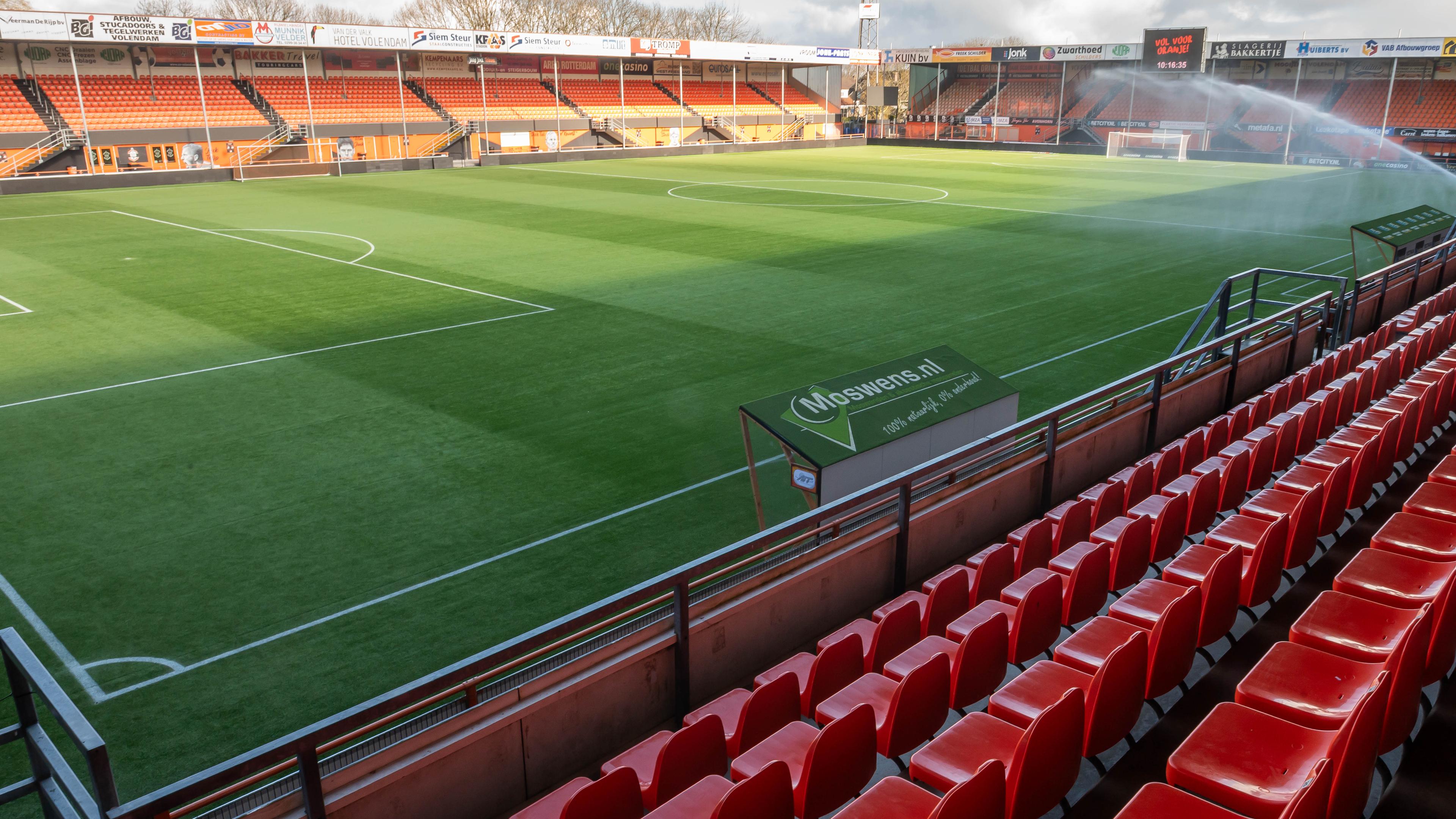 FC Volendam begint de eredivisie met twee of drie uitwedstrijden vanwege de aanleg van gras