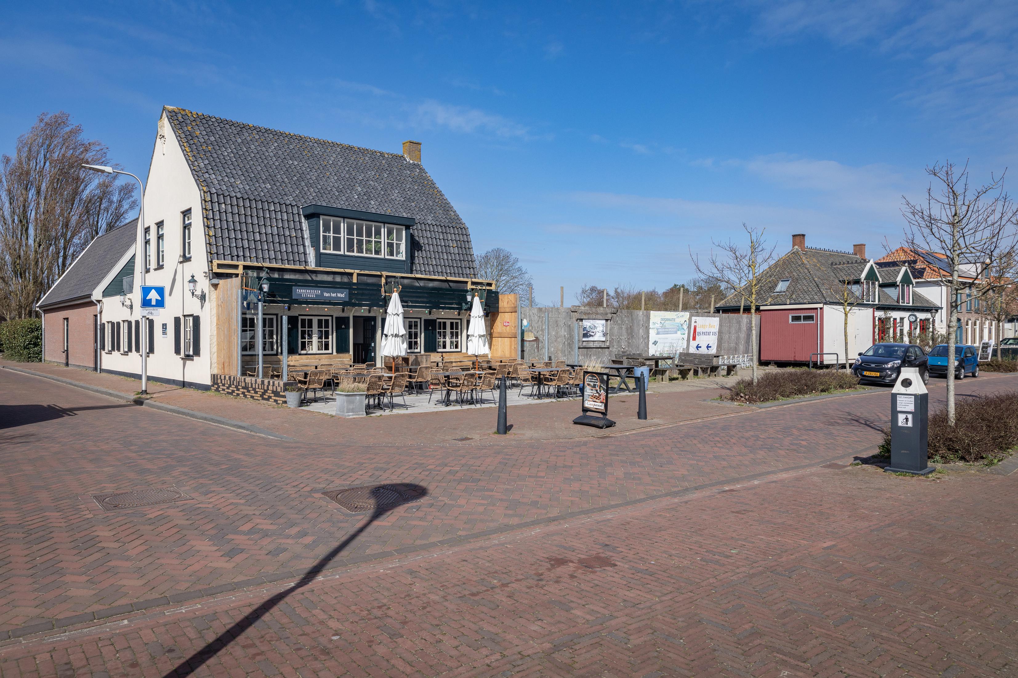 Bezwaren tegen nieuwbouw met te weinig parkeerplaatsen in De Cocksdorp. ’De parkeerterreinen in het 