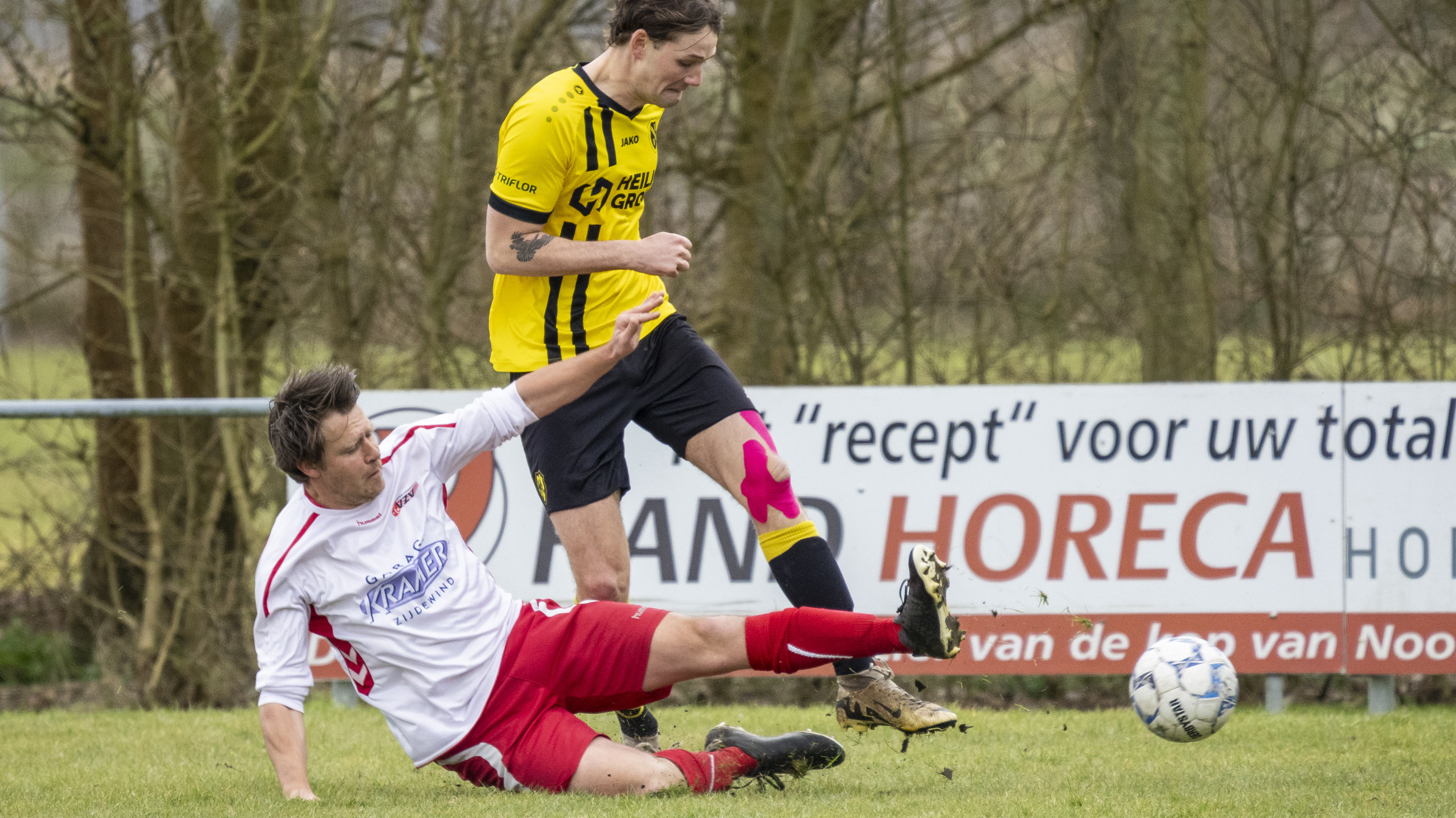 VZV hoeft niet op genade van Nieuwe Niedorp te rekenen. De ploeg uit ’t Veld krijgt een pak slaag