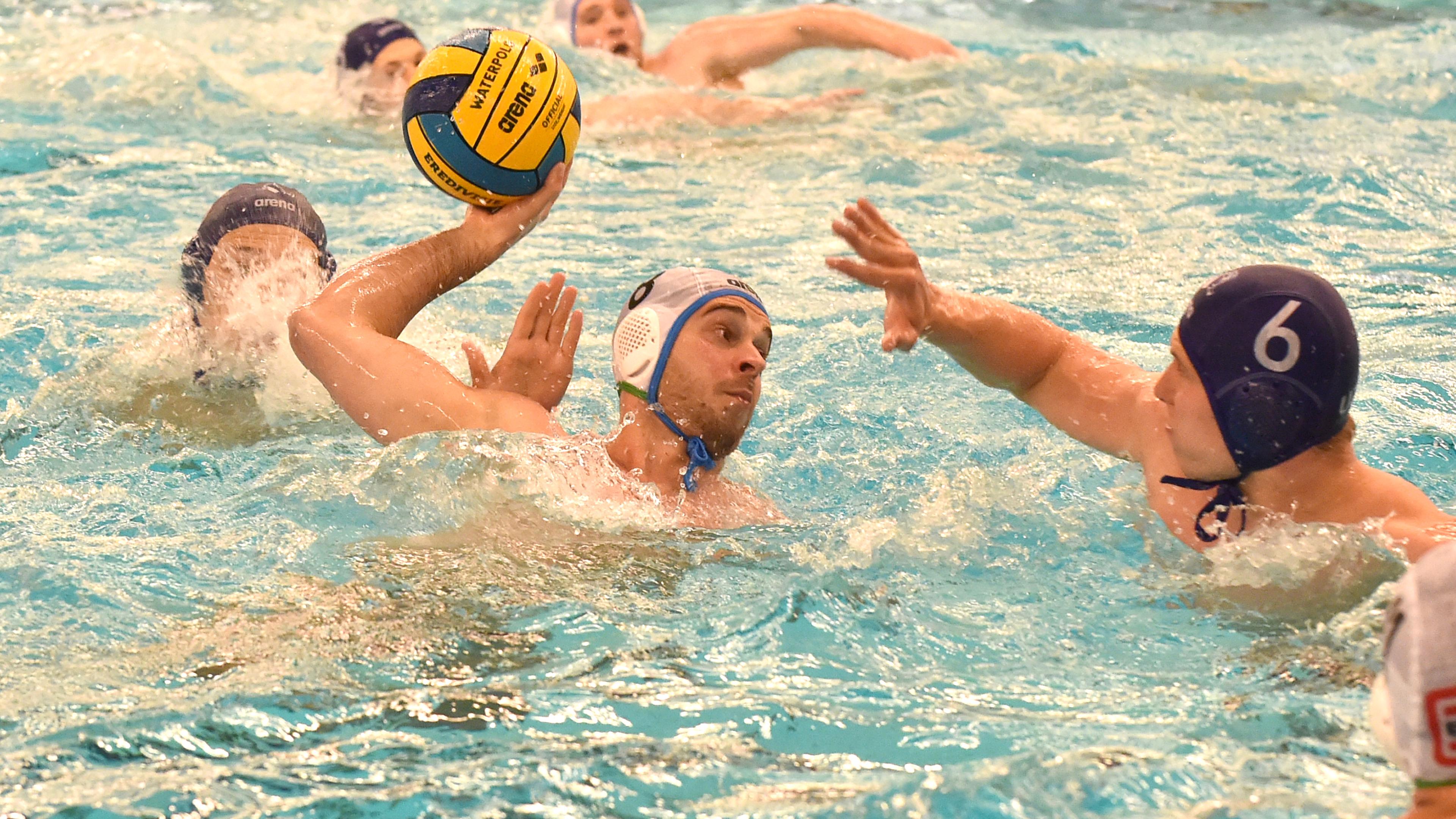 Consistentie is het sleutelwoord, waterpoloërs De Zaan zetten in halve finale UZSC overtuigend opzij