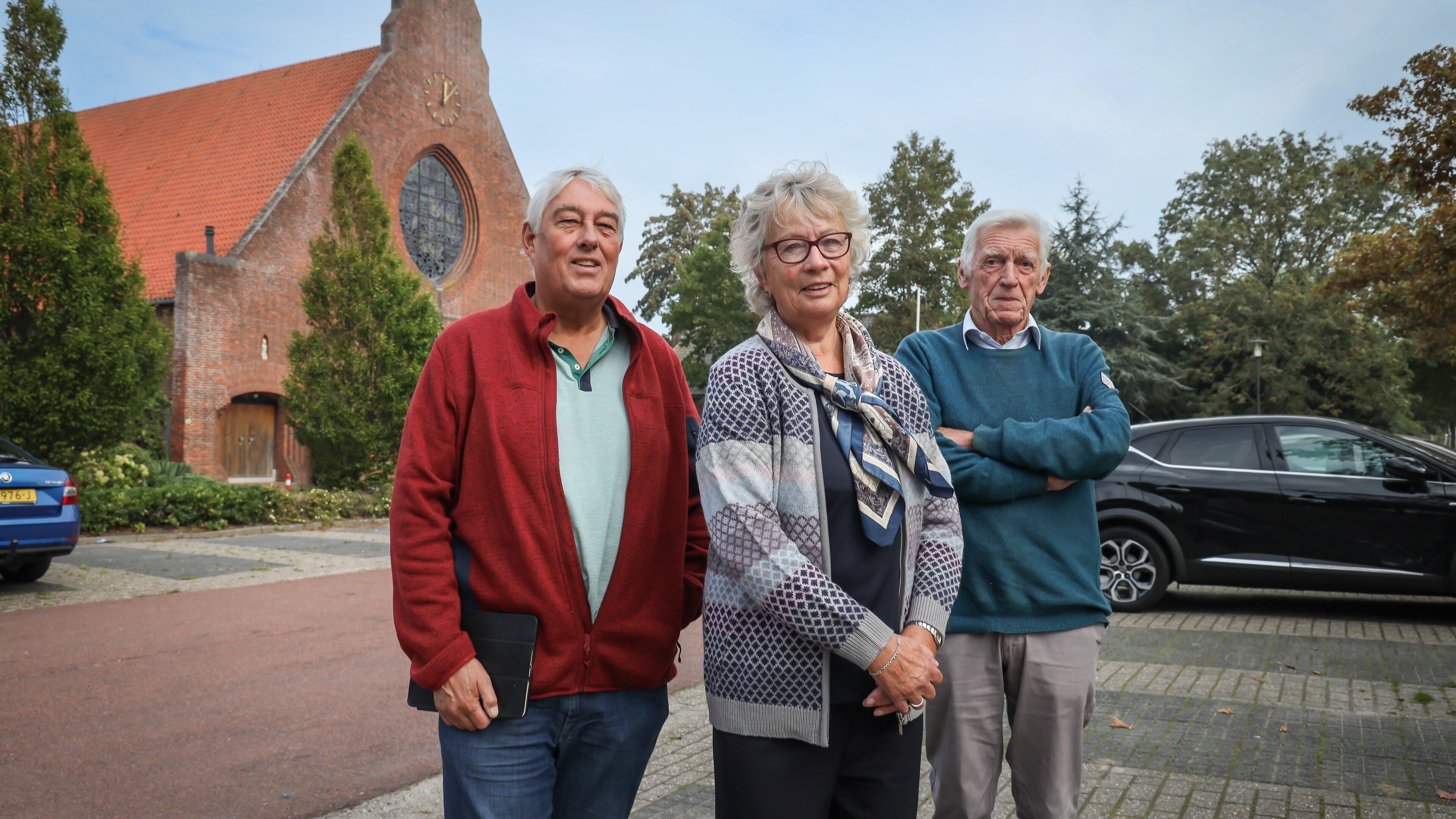 Katholieken in Zwaagdijk gaan tot uiterste voor redding van kerk