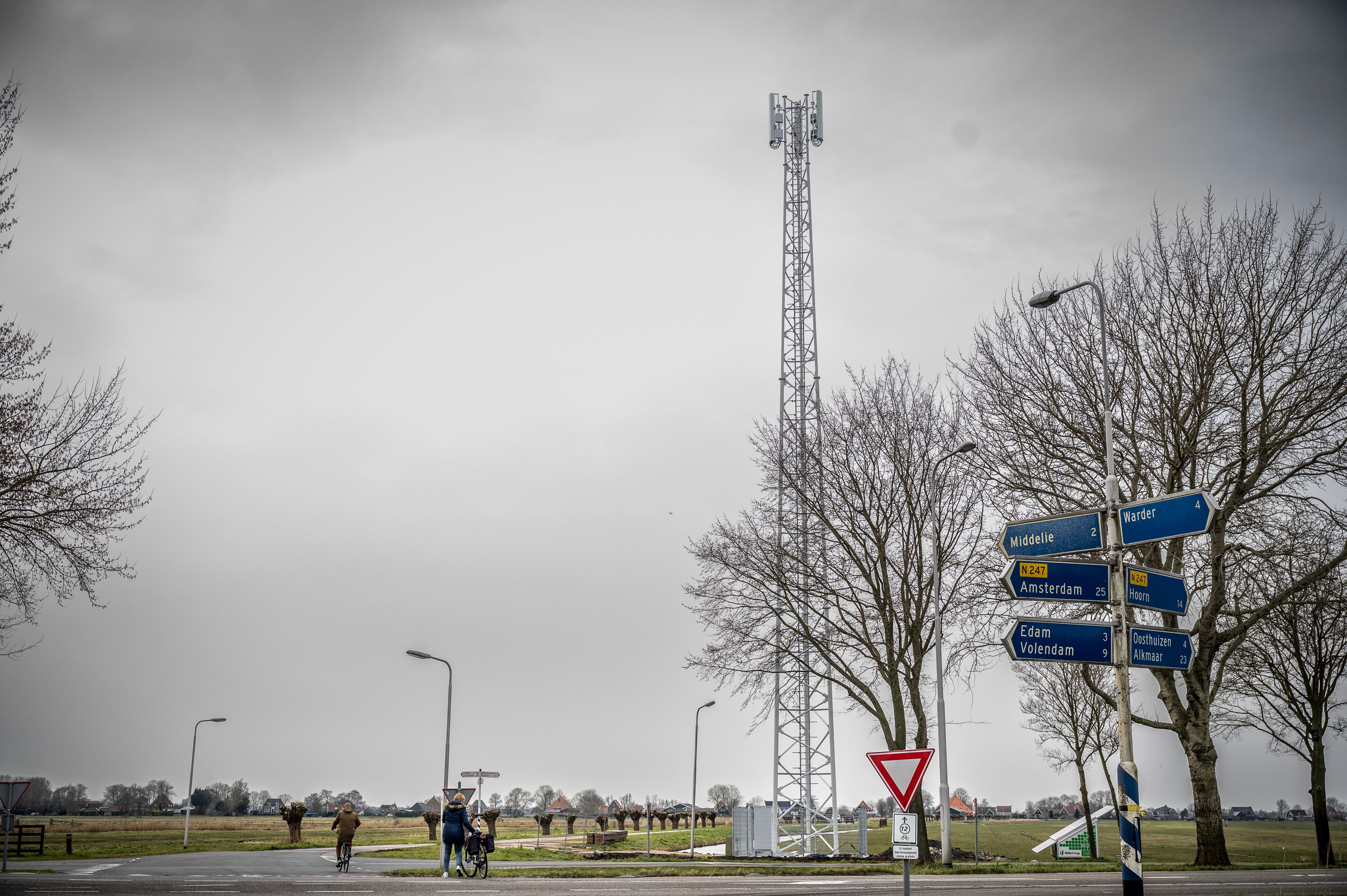 Ergernis over erbarmelijk bereik mobiele telefoon in Warder moet binnenkort voorbij zijn dankzij mas