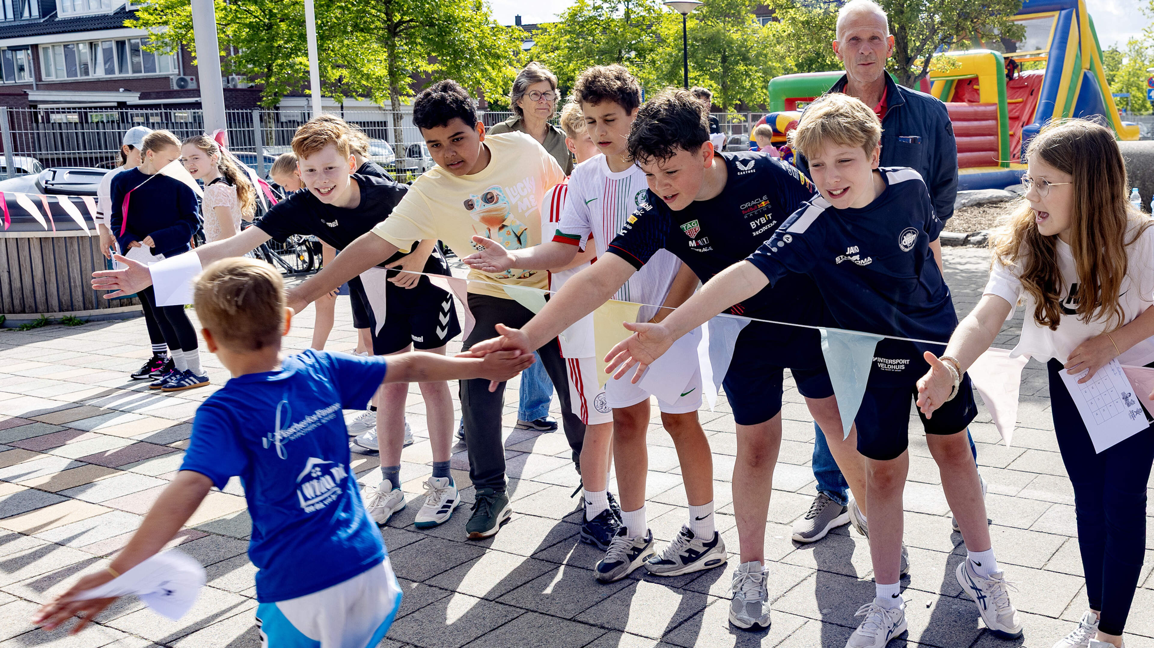 OBS de Zeester in Beverwijk holds biennial sponsored run for Spieren voor Spieren: 'I run across the square, I walk around the school'
