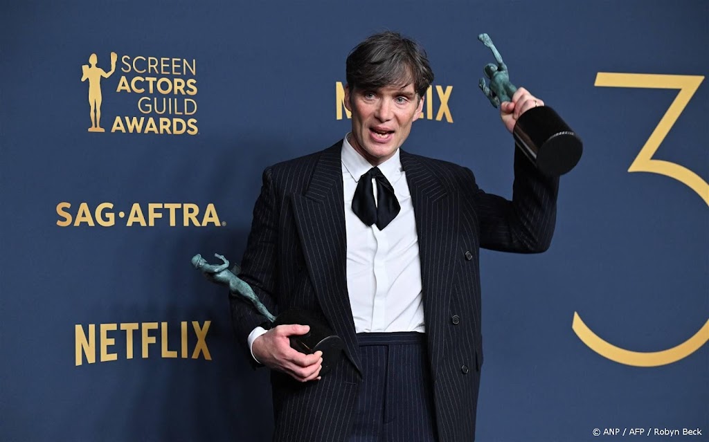 Oppenheimer en The Bear grote winnaars bij SAG Awards | IJmuider Courant