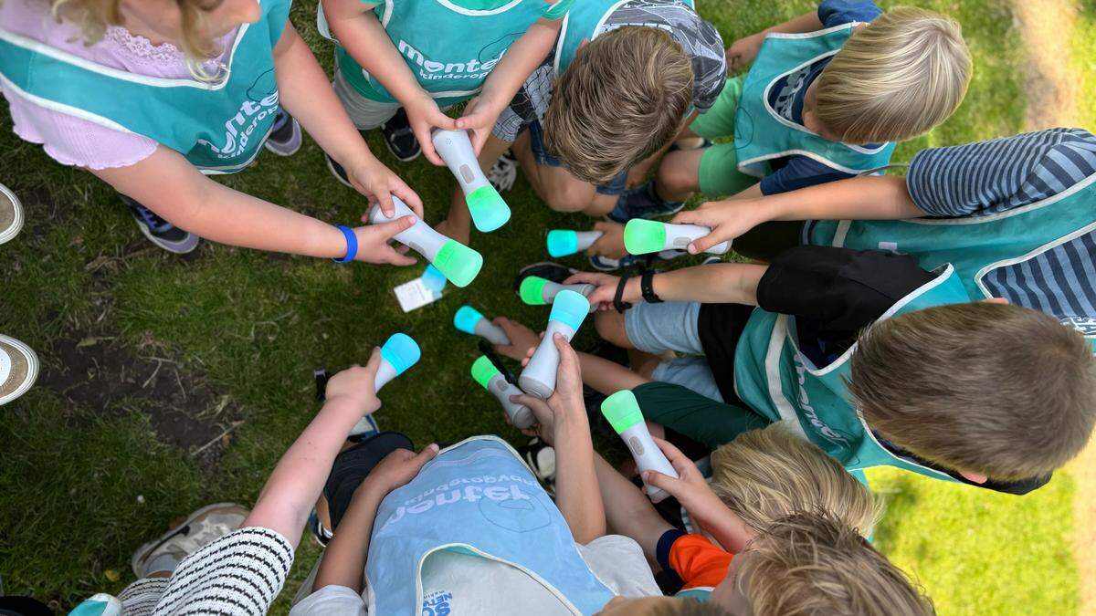 Spelen in het Park met Picoo: Interactieve Technologie Moedigt Kinderen aan tot Buitenspelen!