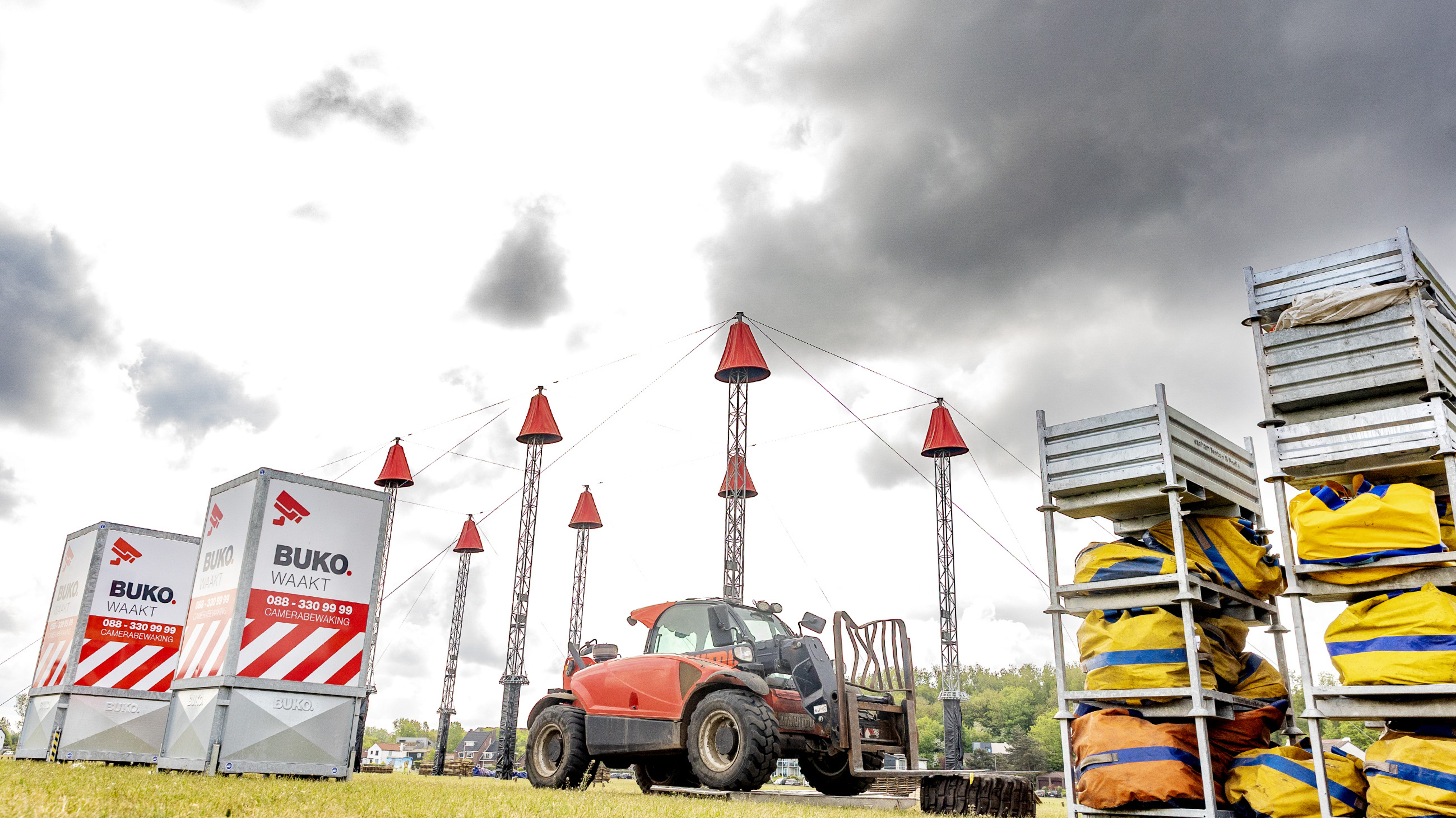 Tent tops tower over Dorpsweide: Five-day May Festival kicks off in one week