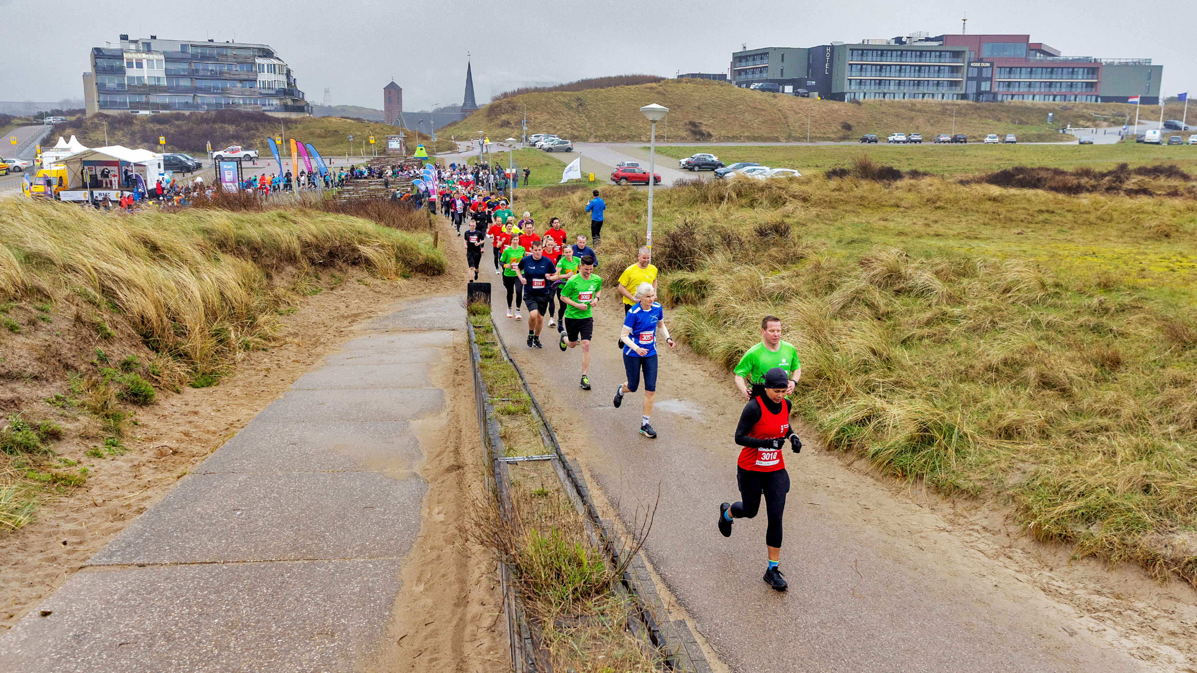 Sedentary work or not: 2,500 civil servants compete in National Championship. ‘Sand, sea and beach make the setting special’