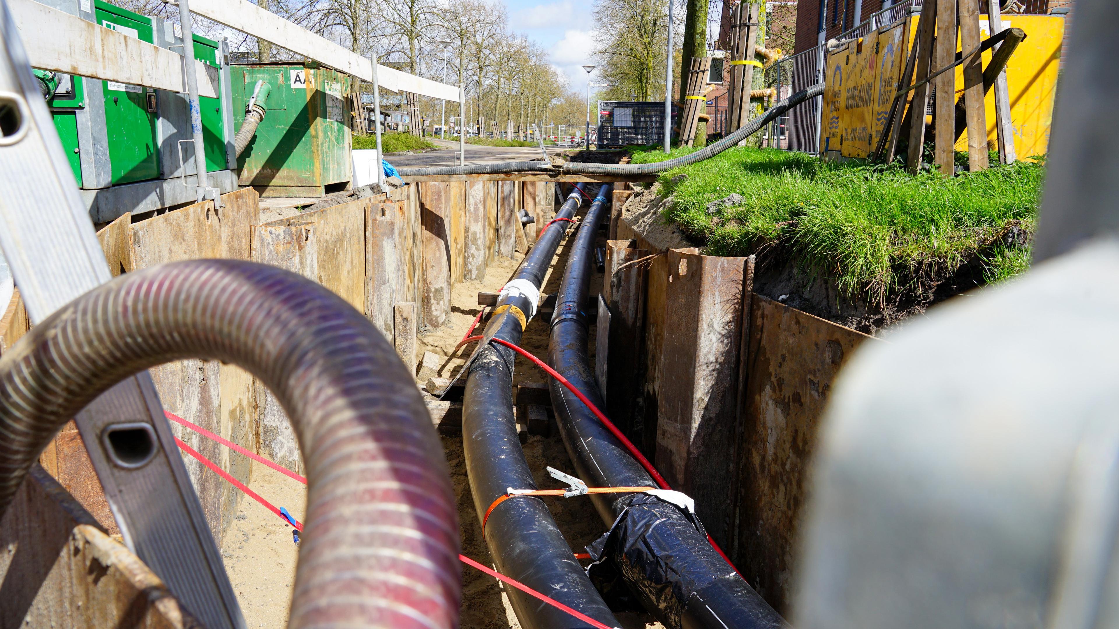 Woningstichting steekt het geld liever in de bouw van nieuwe huurwoningen dan in het aansluiten van