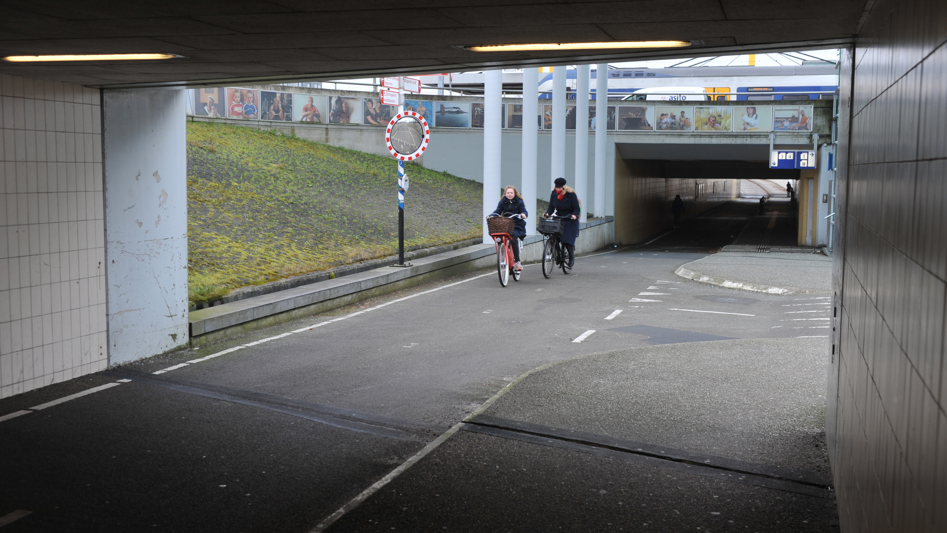 Municipality launches safety reporting point and tours unsafe spots with residents: 'We can't always take away feelings'