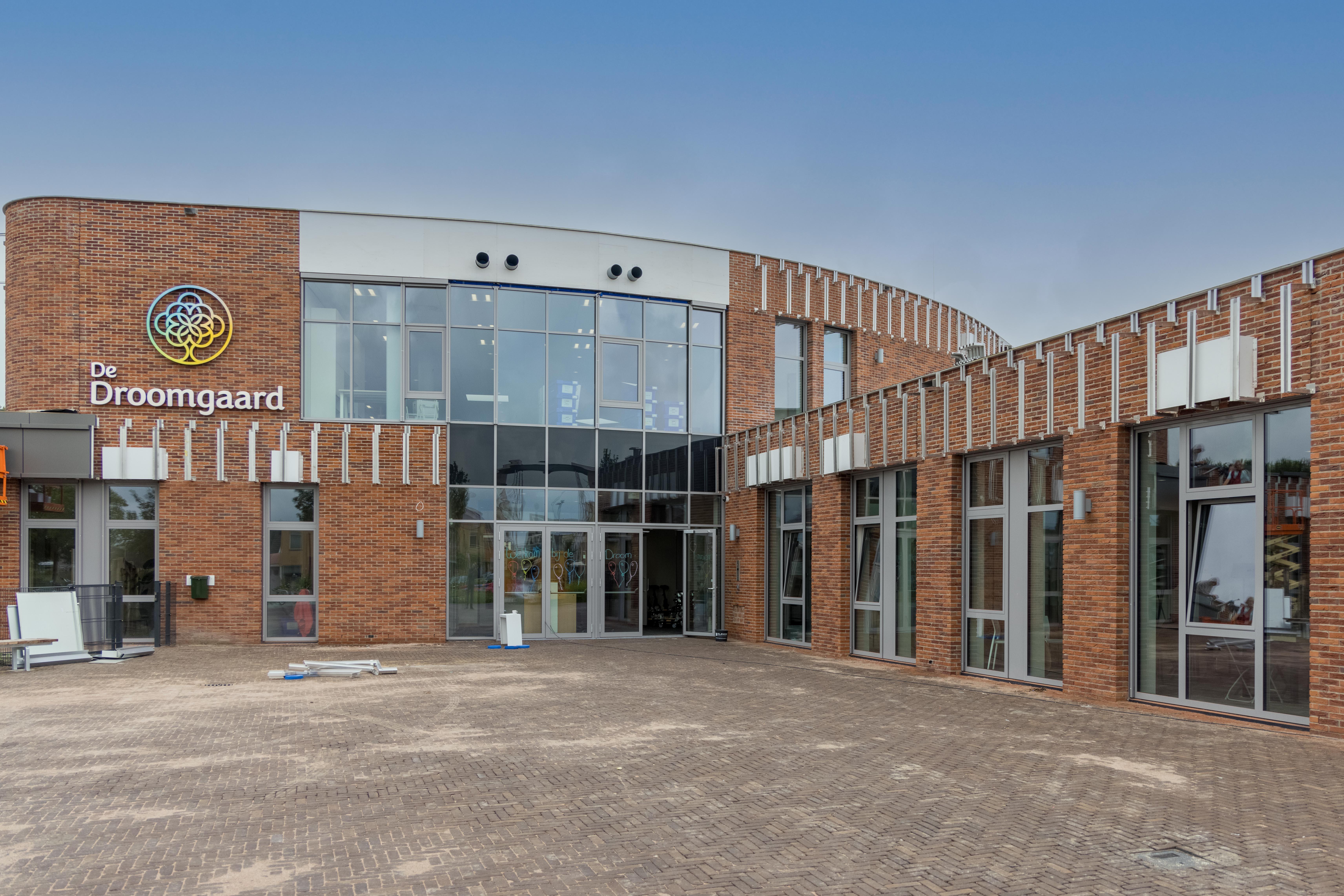 Opening De Droomgaard in Avenhorn en open huis bezoekers