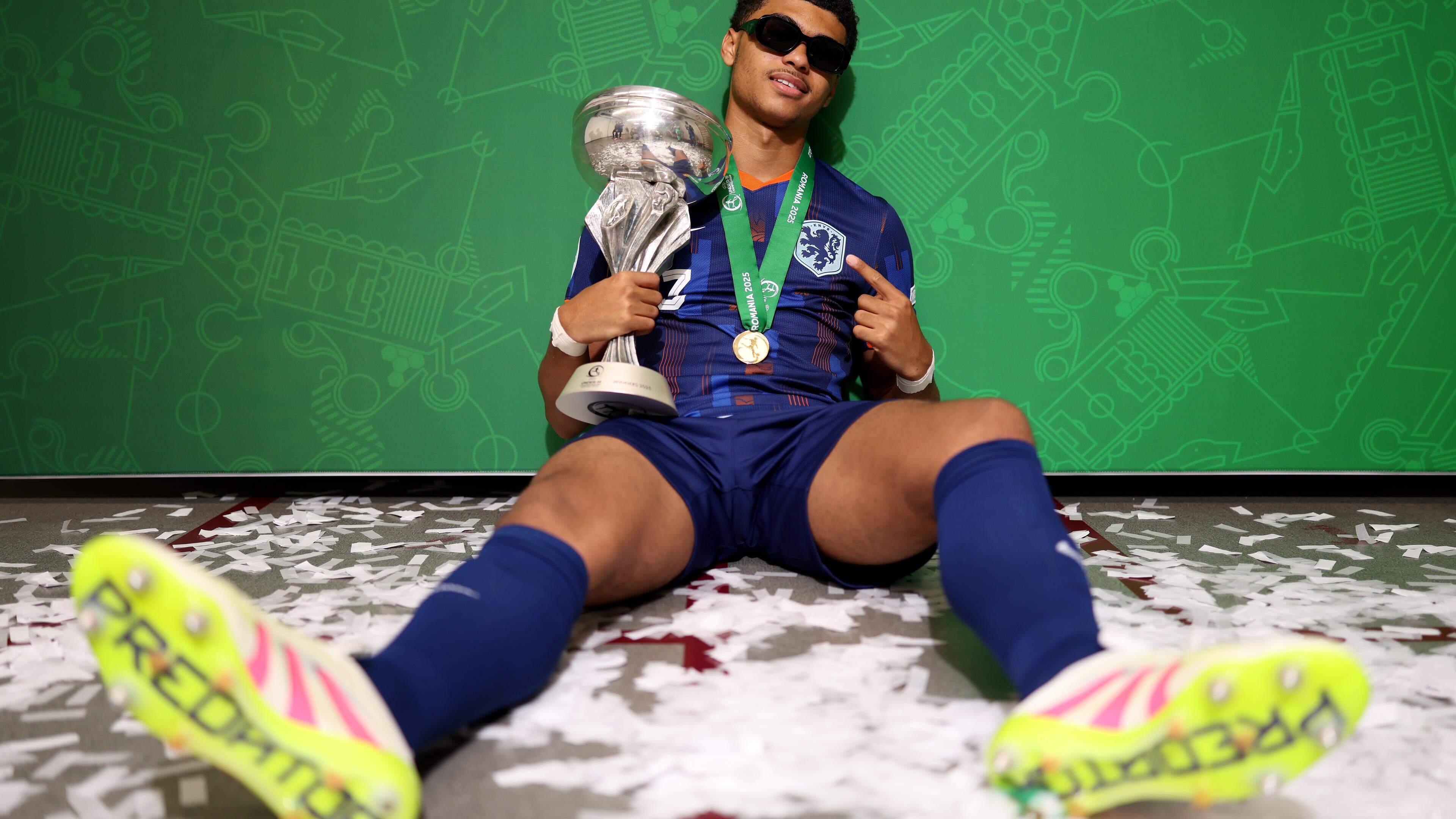 ’Ongeslepen diamant’ en Europees kampioen Precious Ugwu van Jong Ajax tekent bij FC Volendam