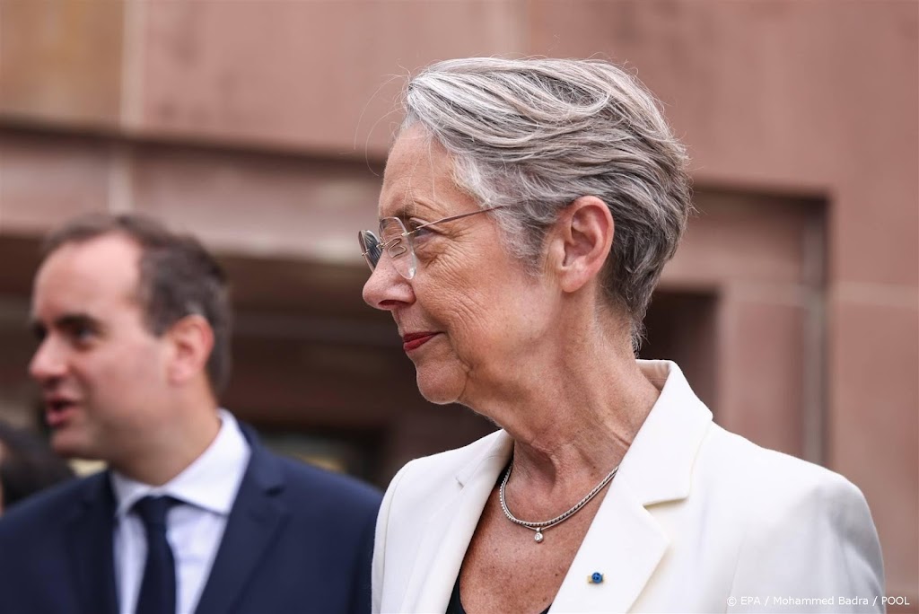 Fransen mogen binnenkort met 17 jaar alleen autorijden | Leidsch Dagblad