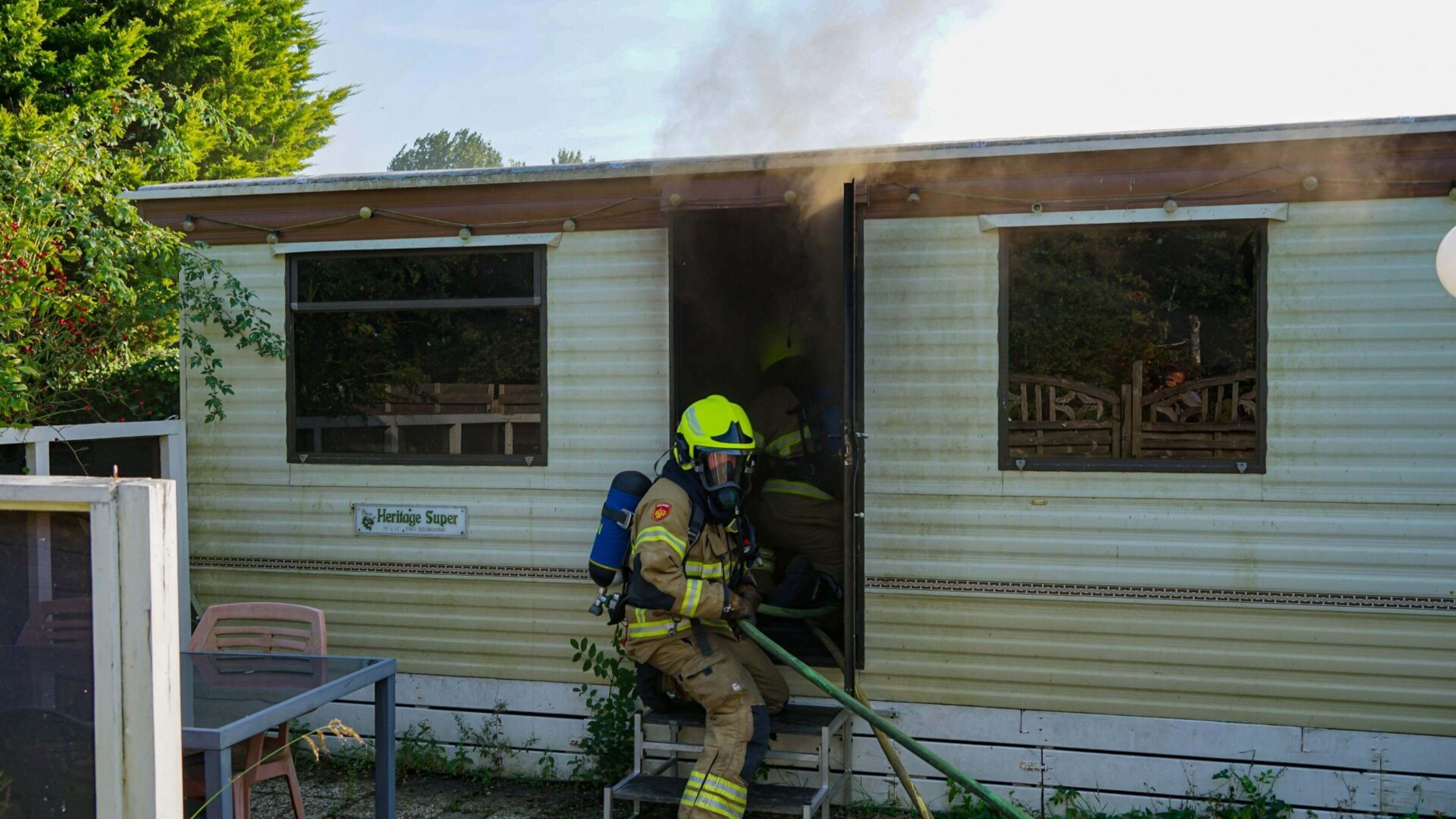 Brand in stacaravan op laatste dag vakantiepark Ursemmerhof, vermoedelijk brandstichting