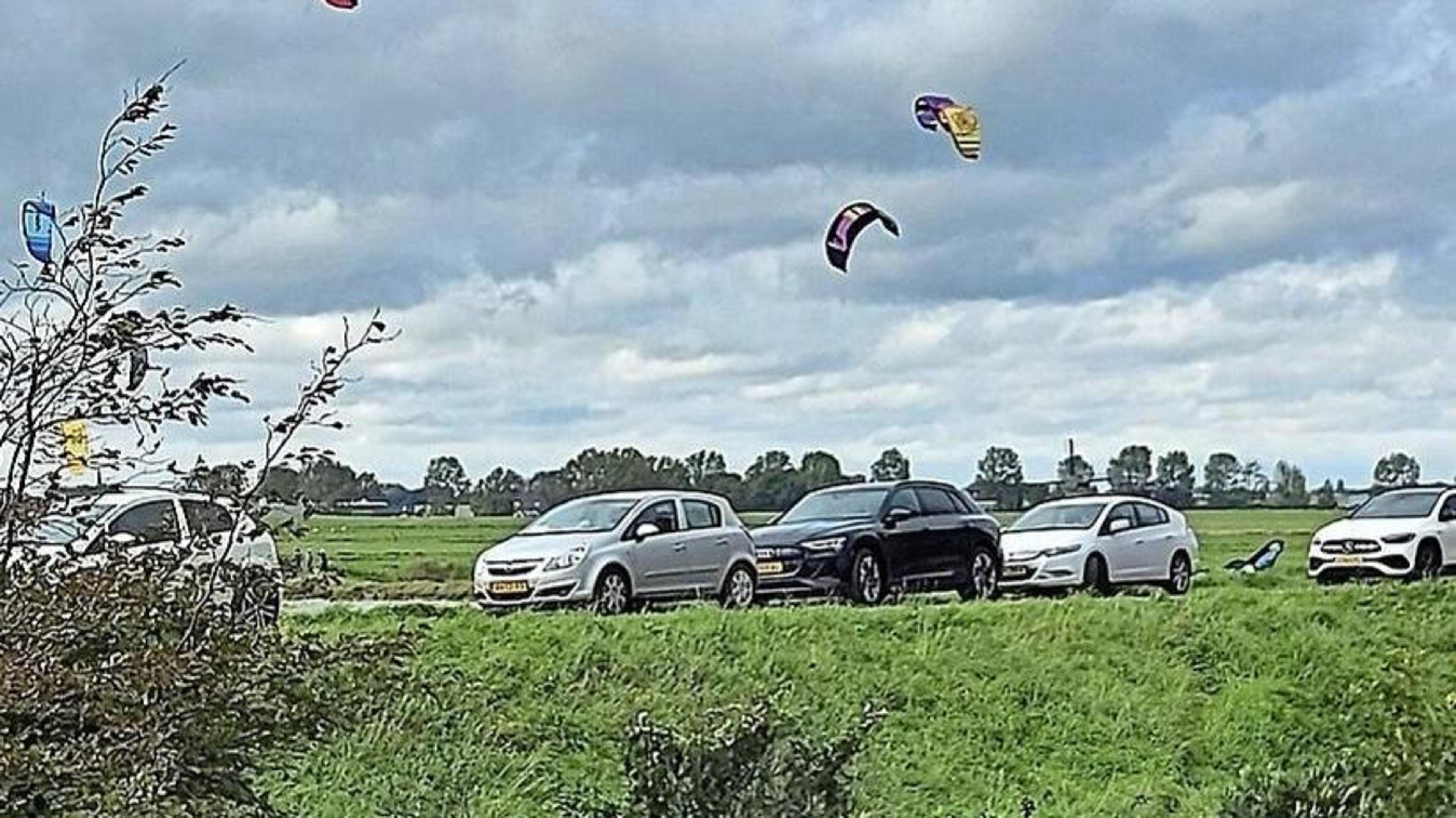 Schellinkhout wordt zoetjesaan ’te populair’ bij kitesurfers