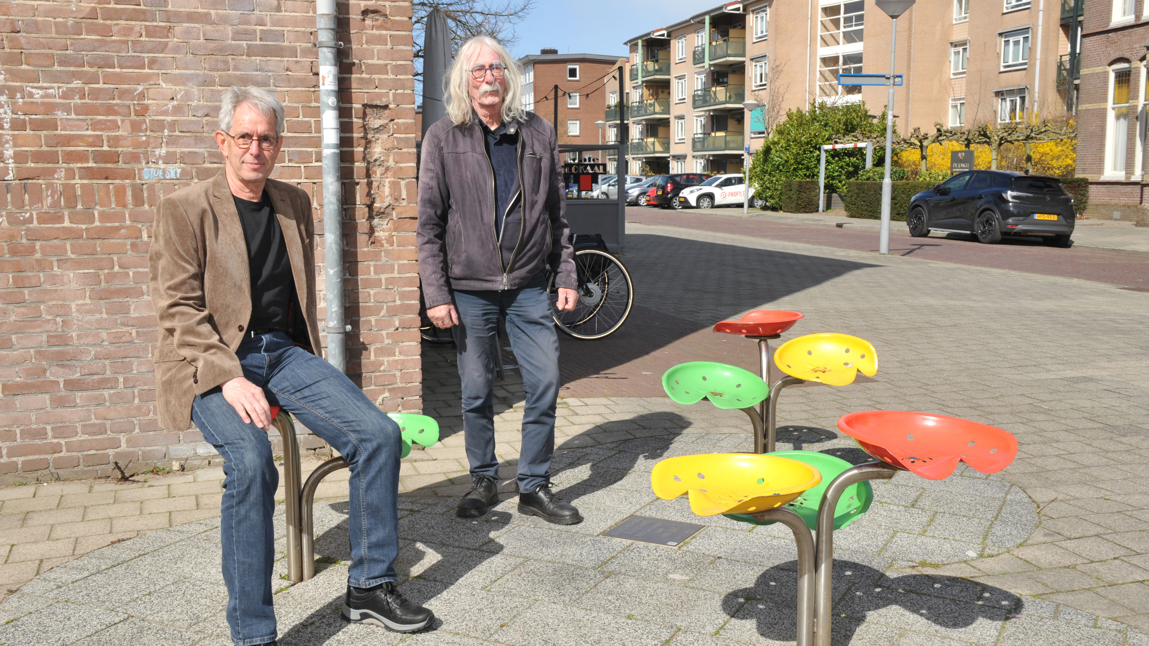 Bench Parade now available as audio: TriArcus Foundation funds audio tour of Heemskerk art benches: 'Amazing number of families walking the route'