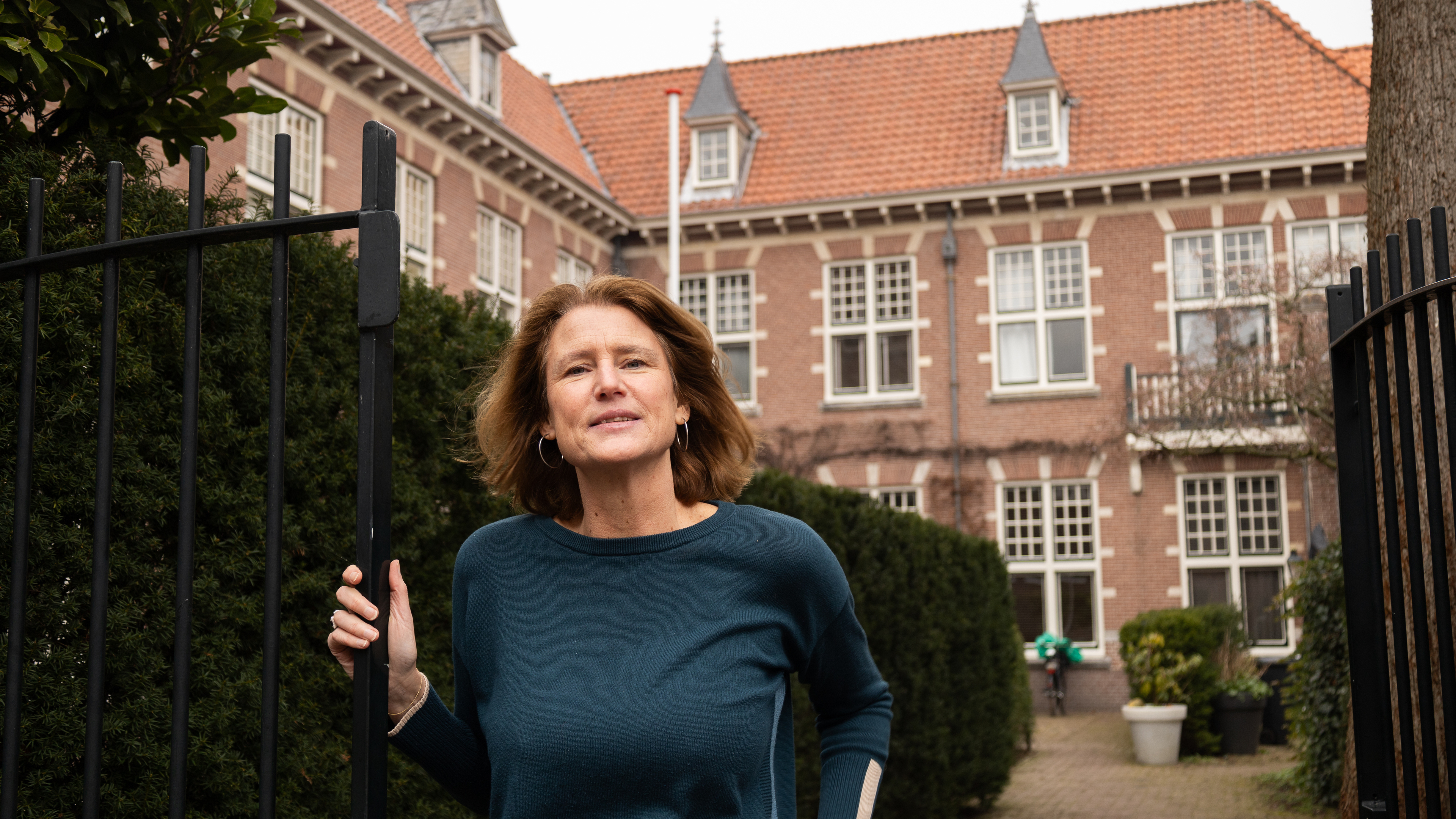 Author Manon Duintjer's father went in search of himself and lost his daughter as a result