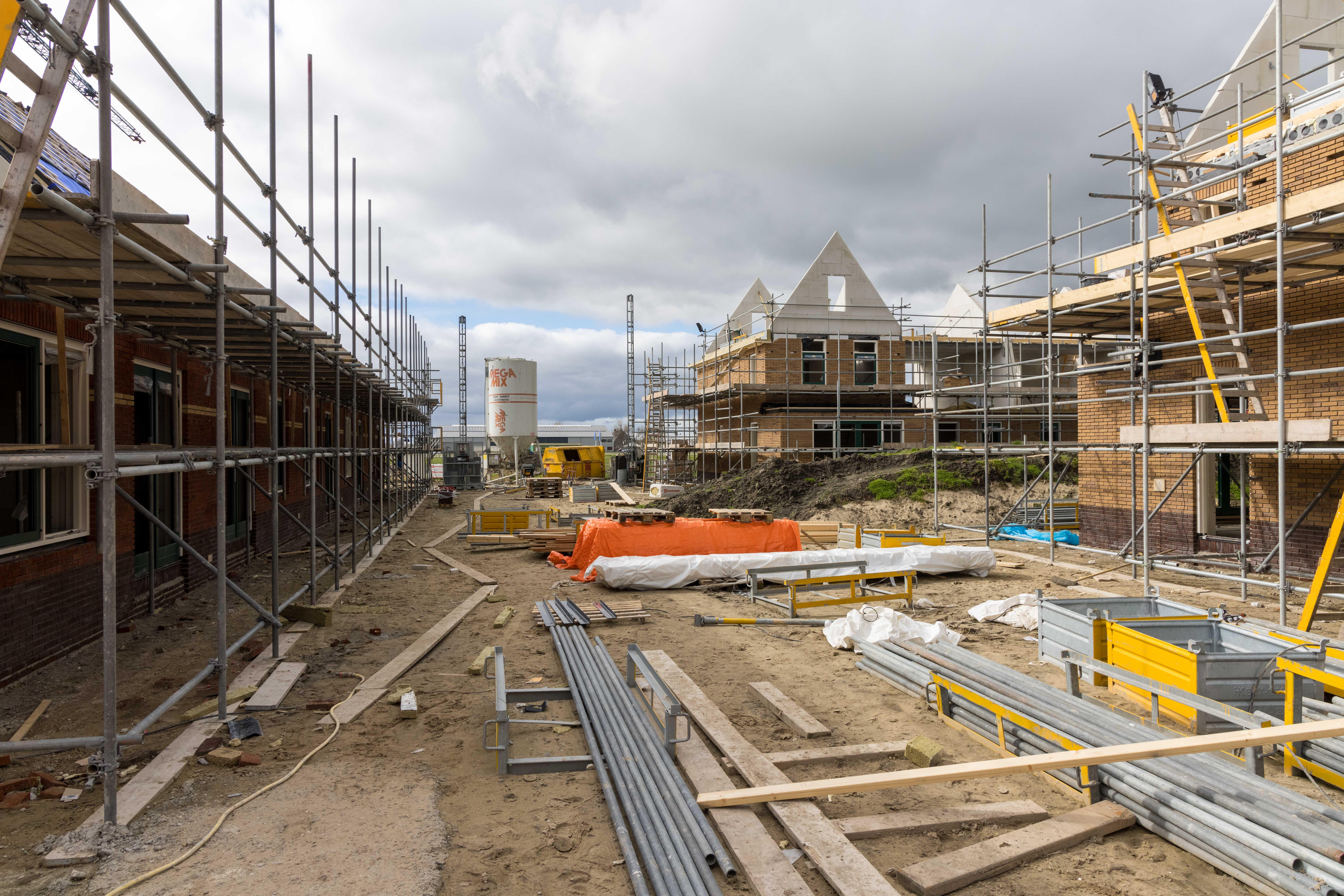 Bouw woningen Spierdijk ter discussie door geruzie over toewijzing. ’Projectontwikkelaar Scholtens g