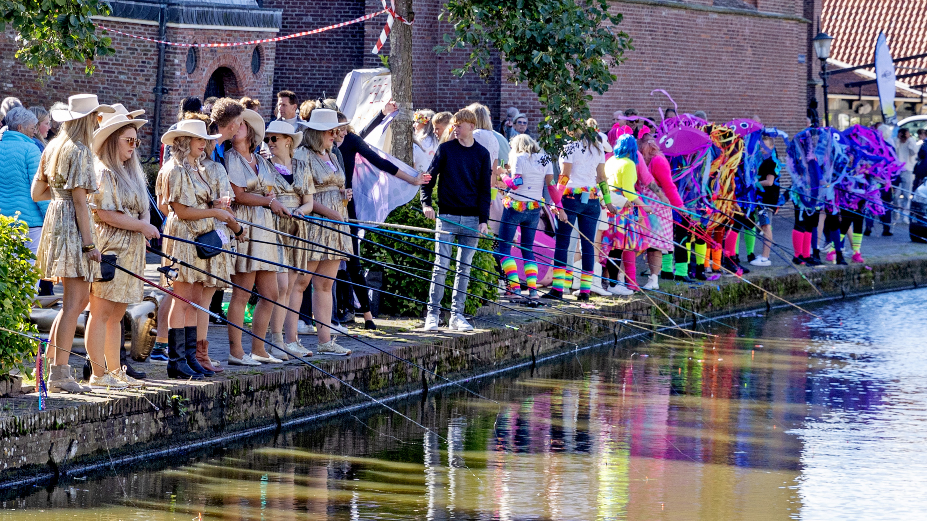 Ook de Rijper(e) vrouwen gooien een hengeltje uit tijdens de kermis. ‘Ze houden alleen van vissen al